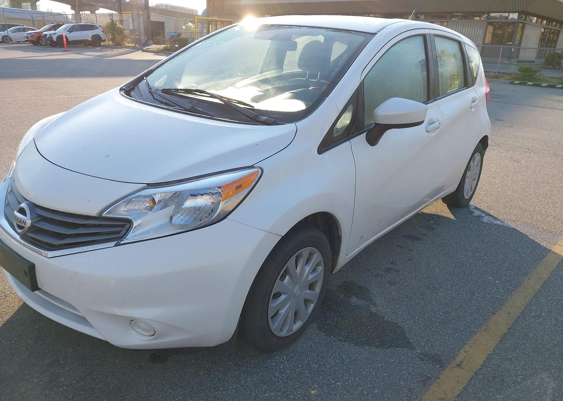 2015 NISSAN VERSA