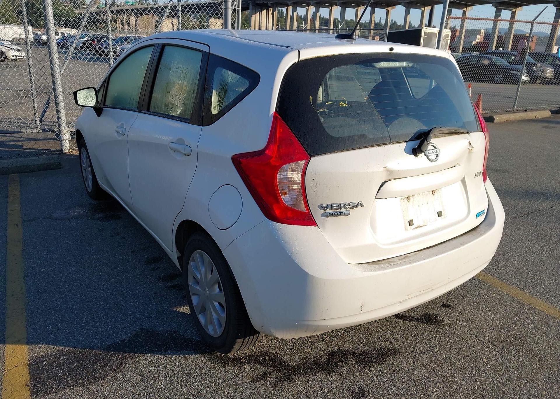 2015 NISSAN VERSA