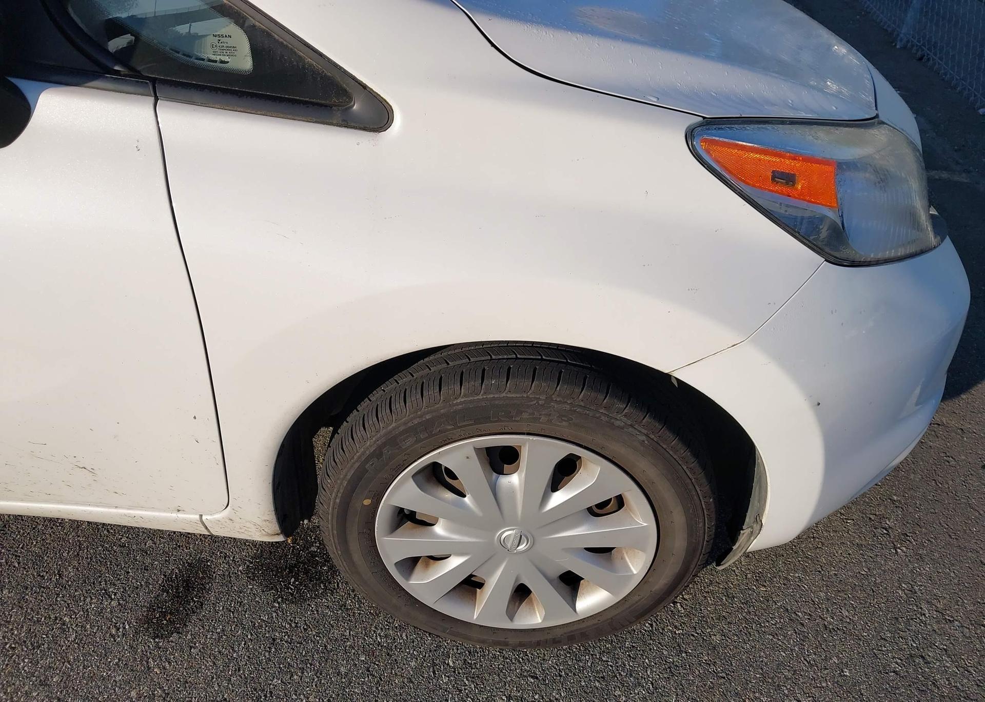 2015 NISSAN VERSA