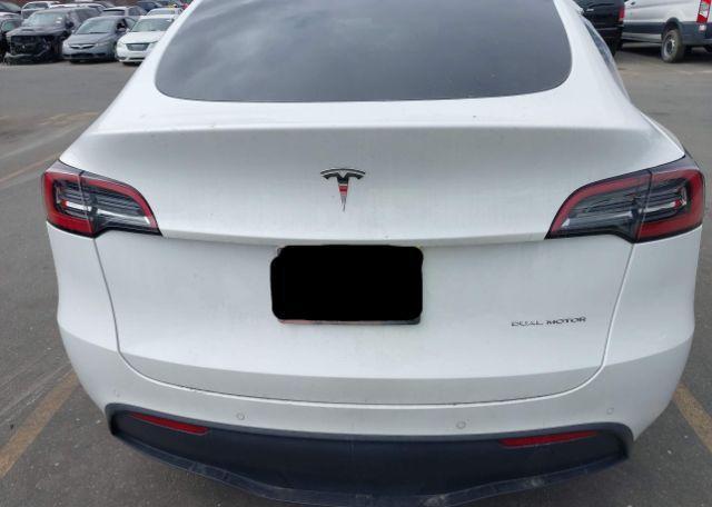 2022 TESLA MODEL Y