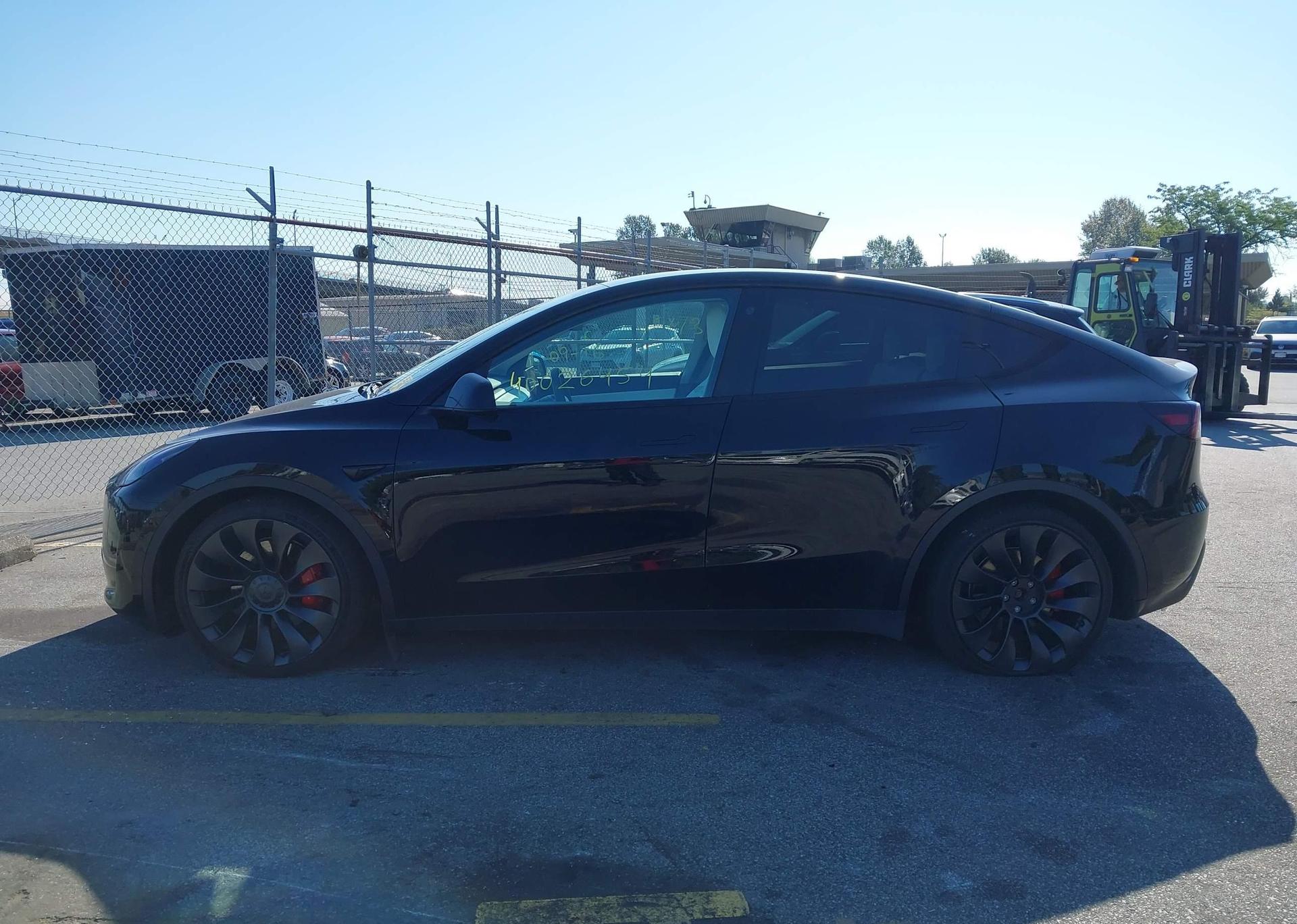 2022 TESLA MODEL Y