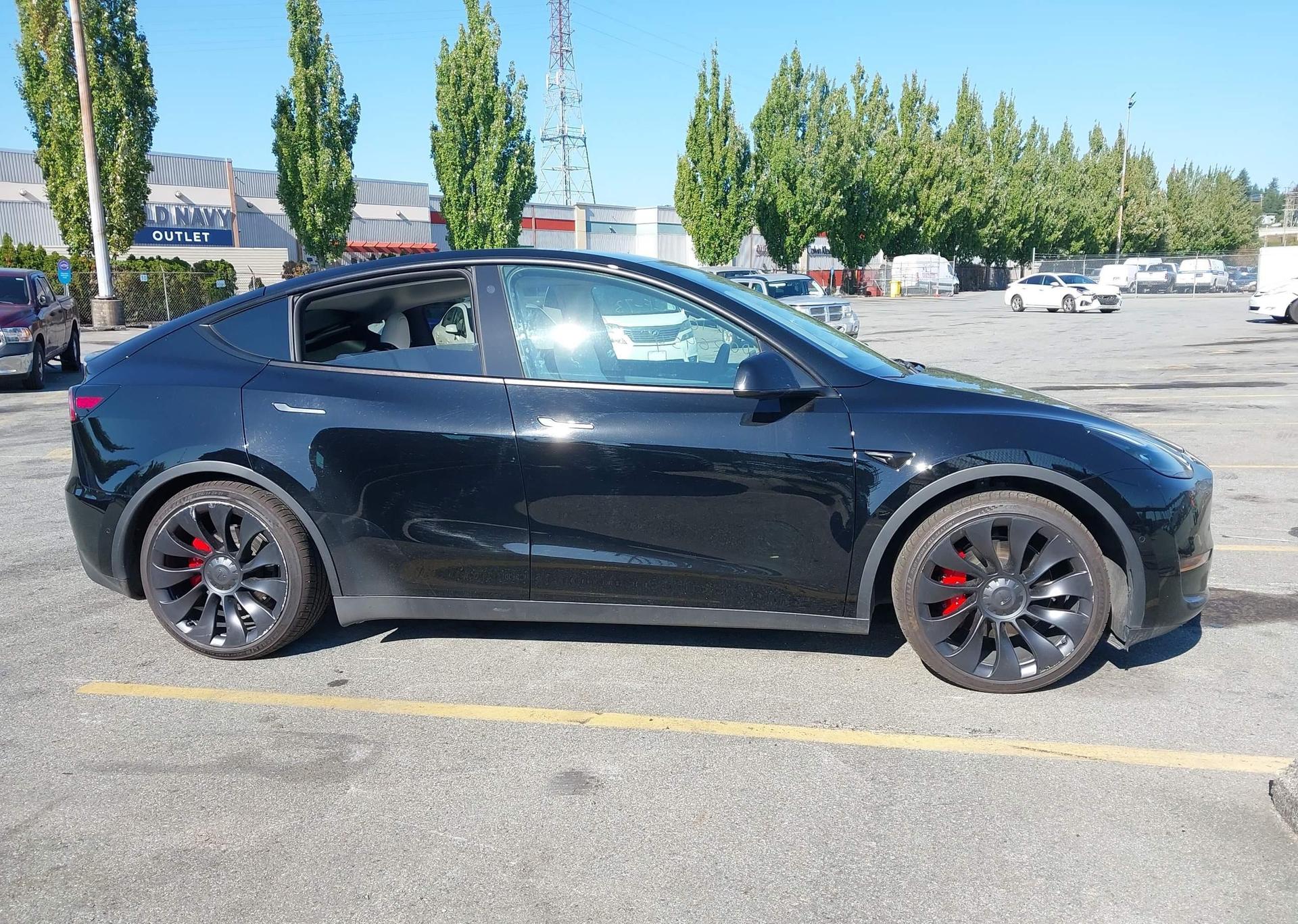 2022 TESLA MODEL Y