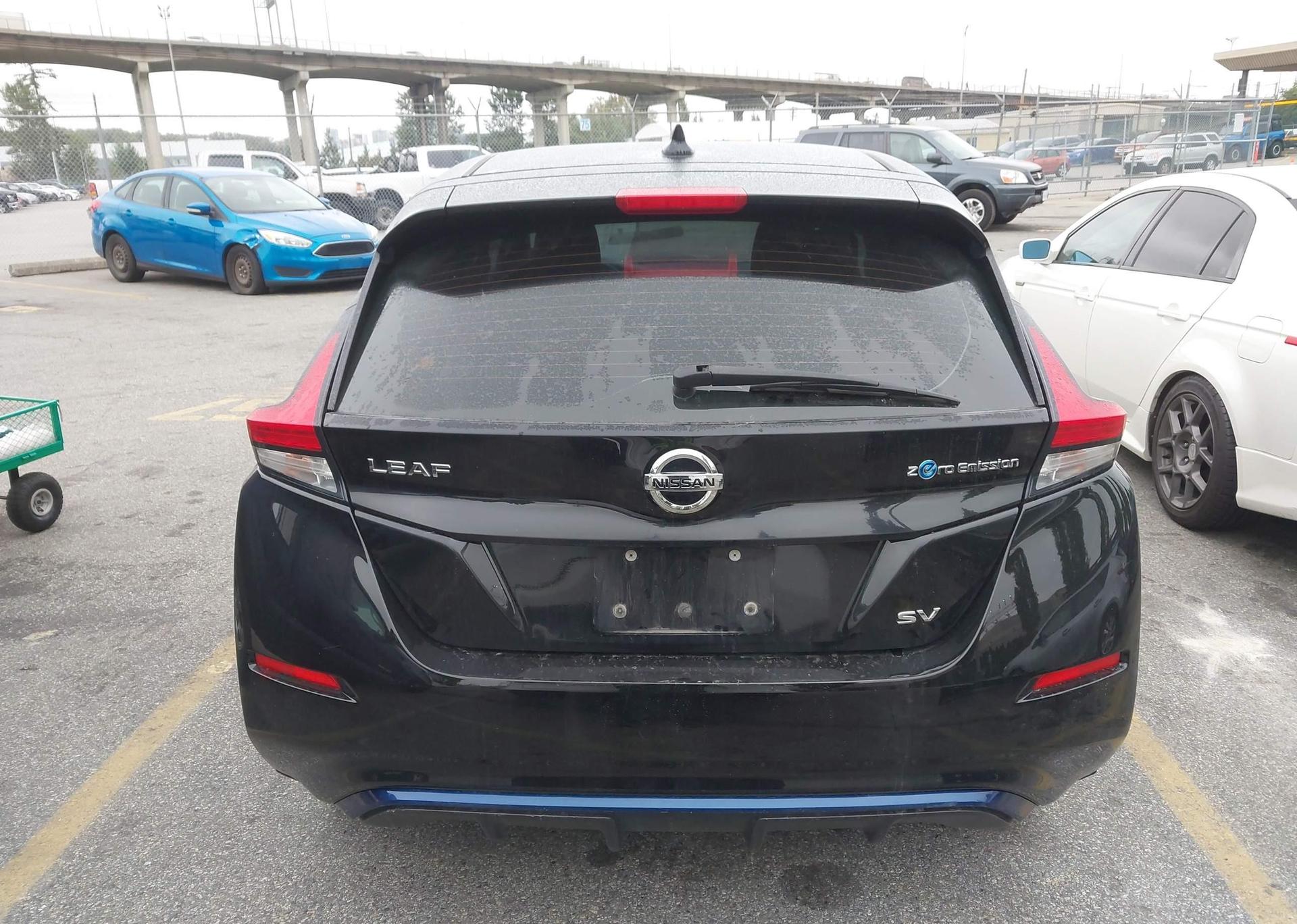 2018 NISSAN LEAF