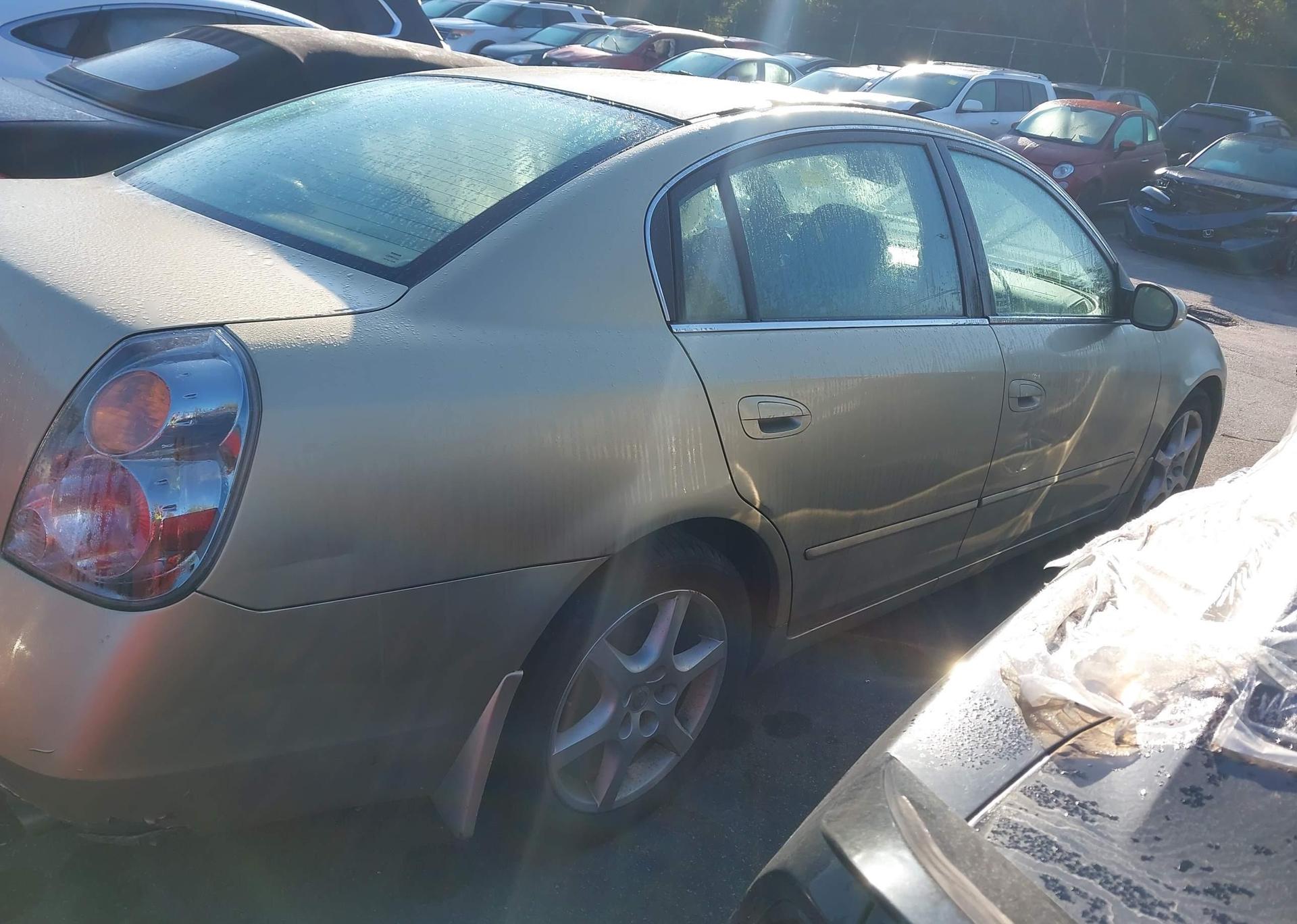 2003 NISSAN ALTIMA SE