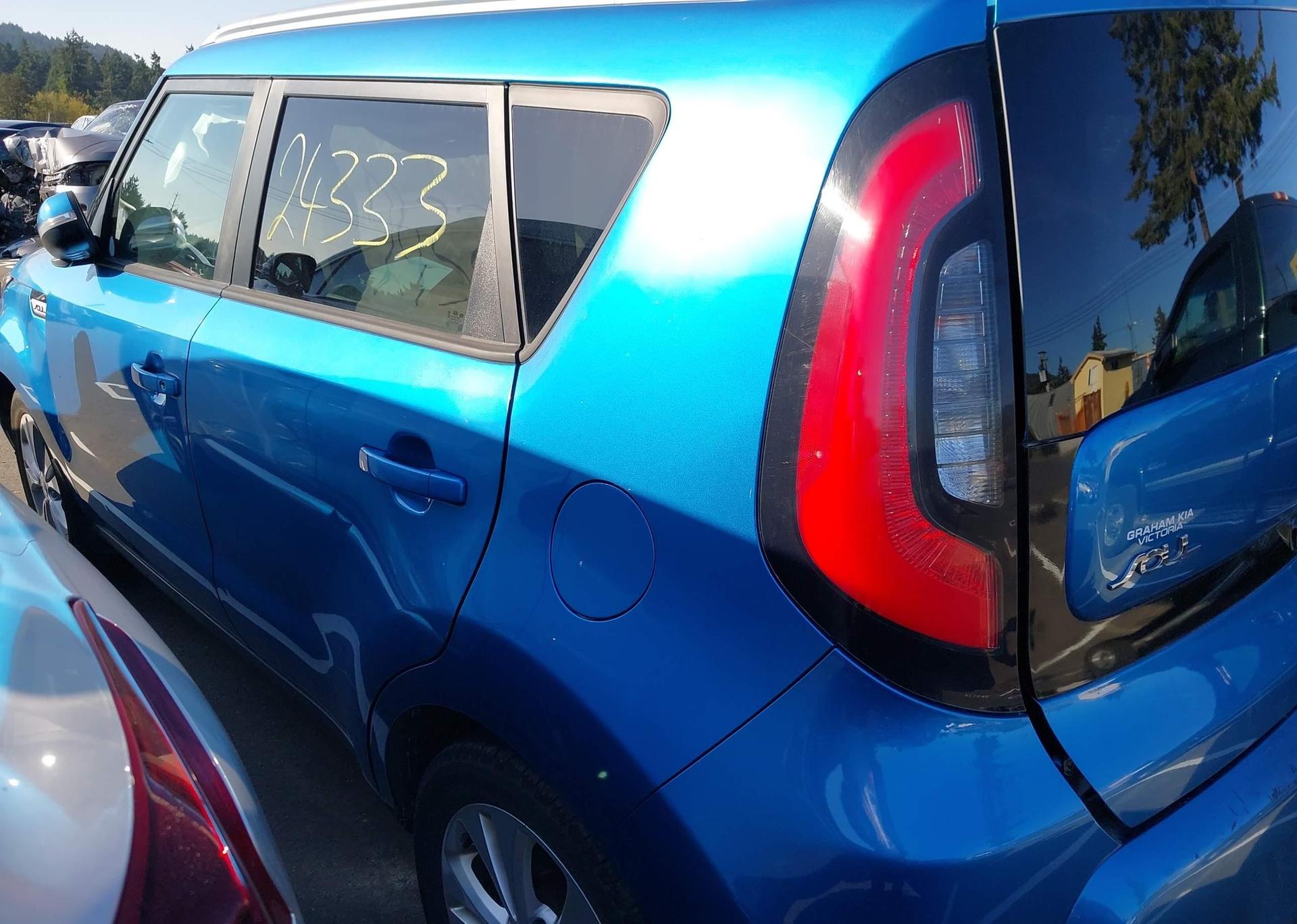 2016 KIA SOUL +