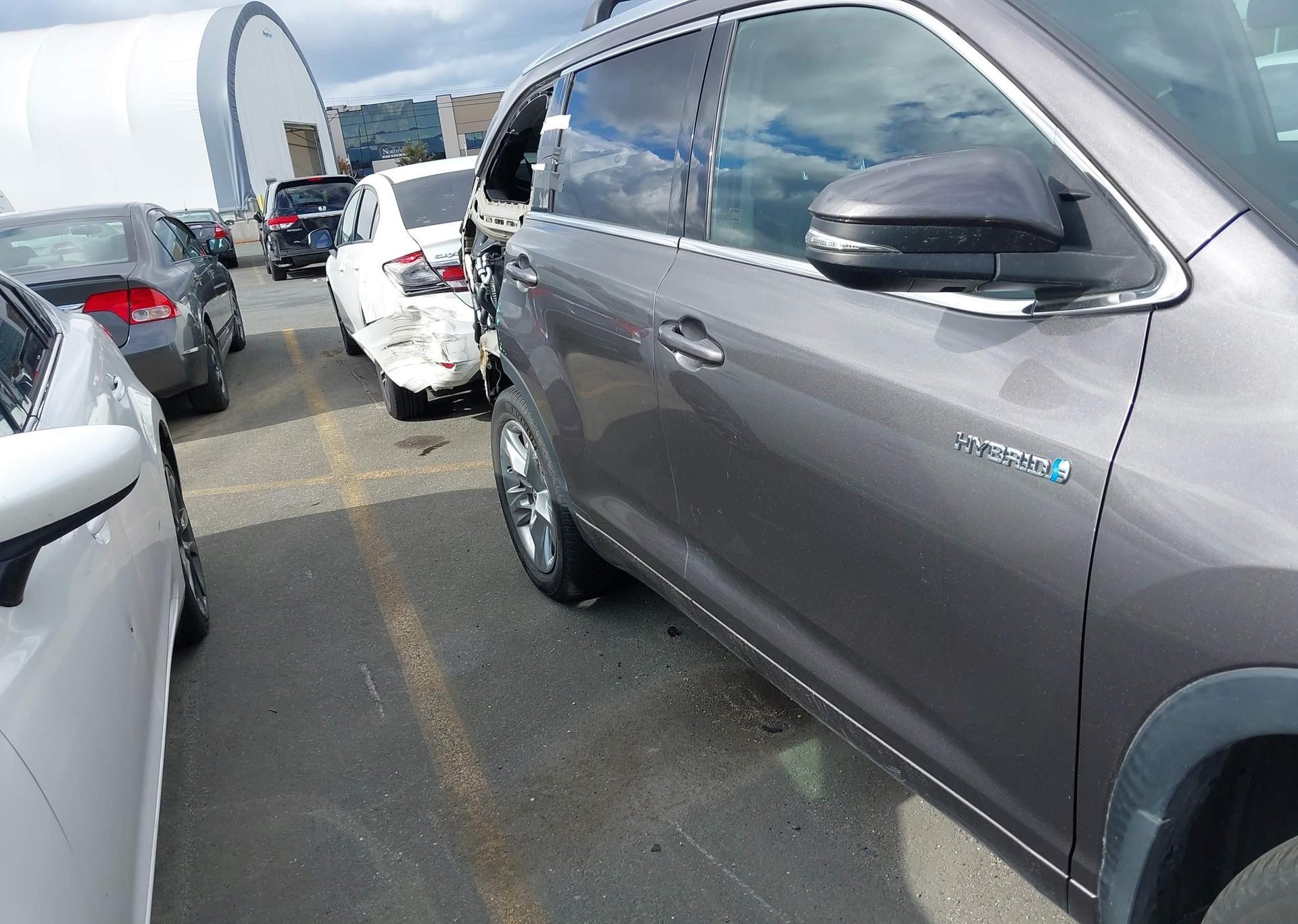 2015 TOYOTA HIGHLANDER HYBRID LTD PLATINUM