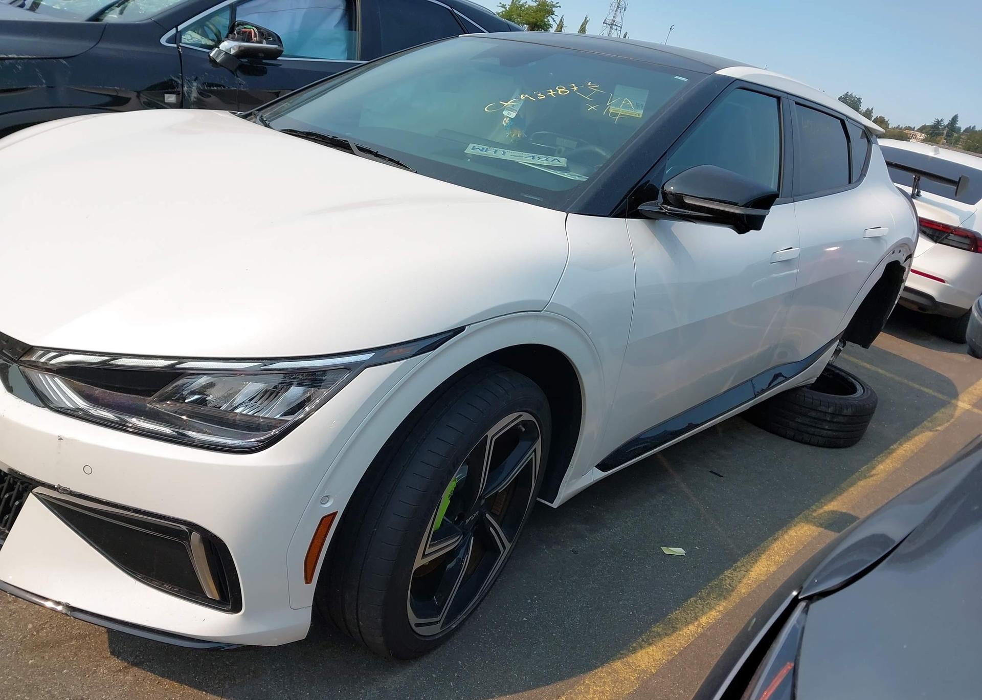 2023 KIA EV6 GT