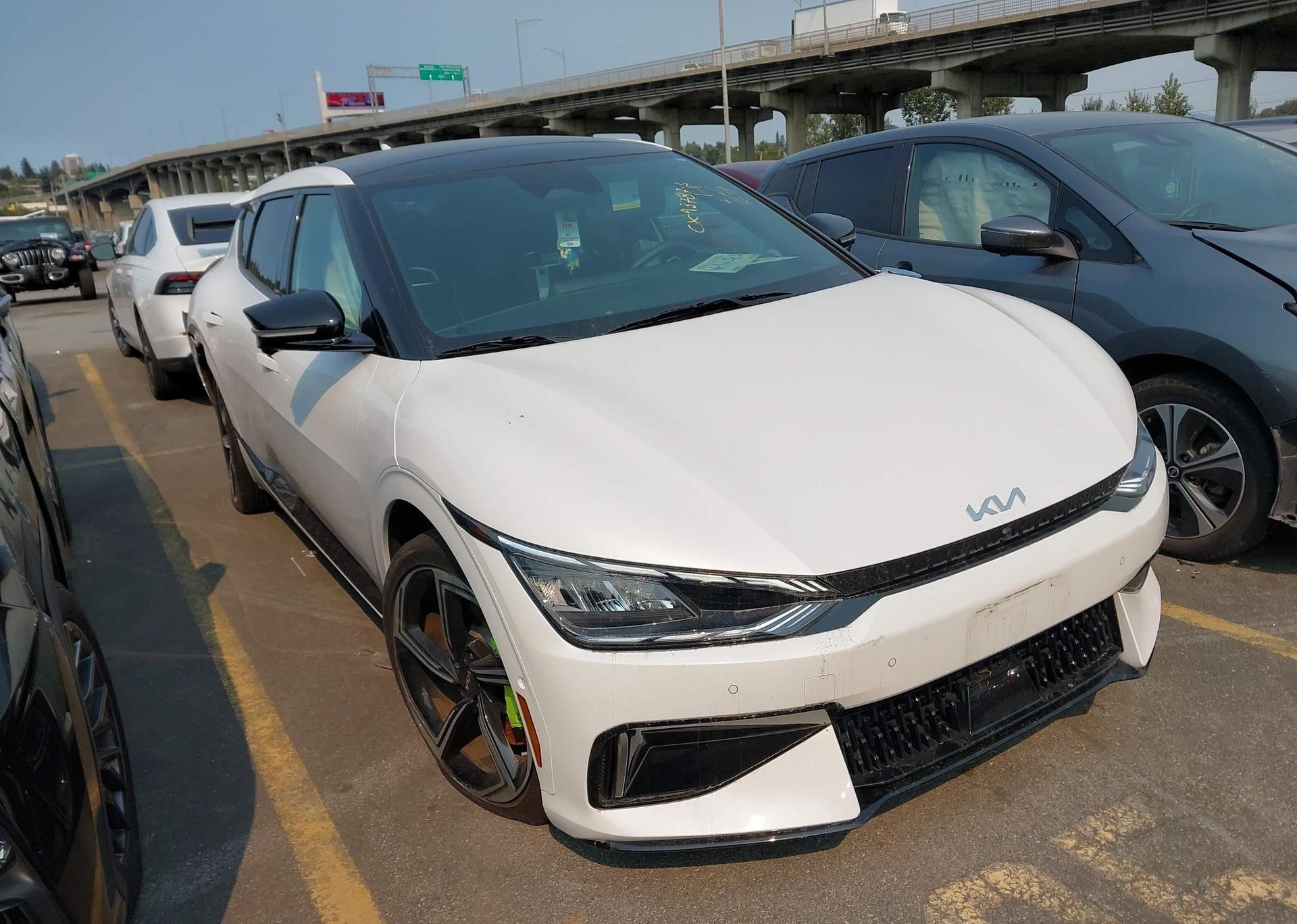 2023 KIA EV6 GT