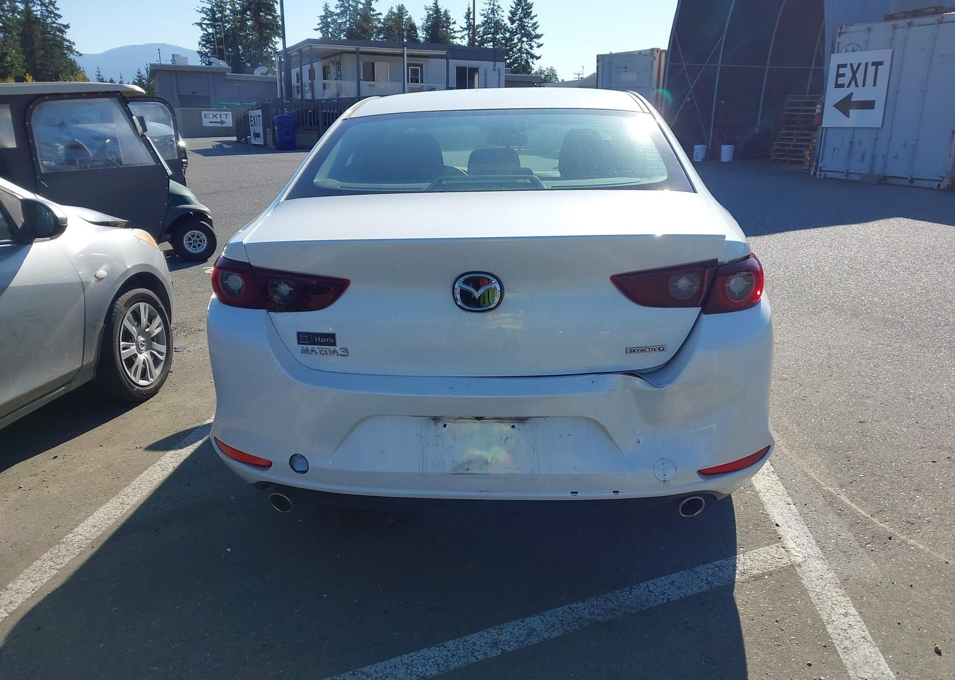 2023 MAZDA 3 SELECT