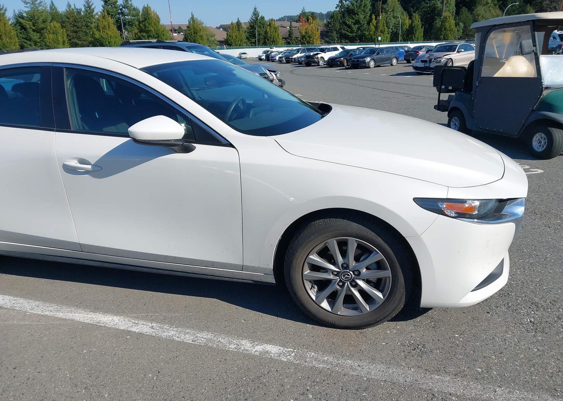 2023 MAZDA 3 SELECT
