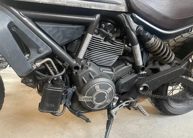 2015 DUCATI SCRAMBLER 800