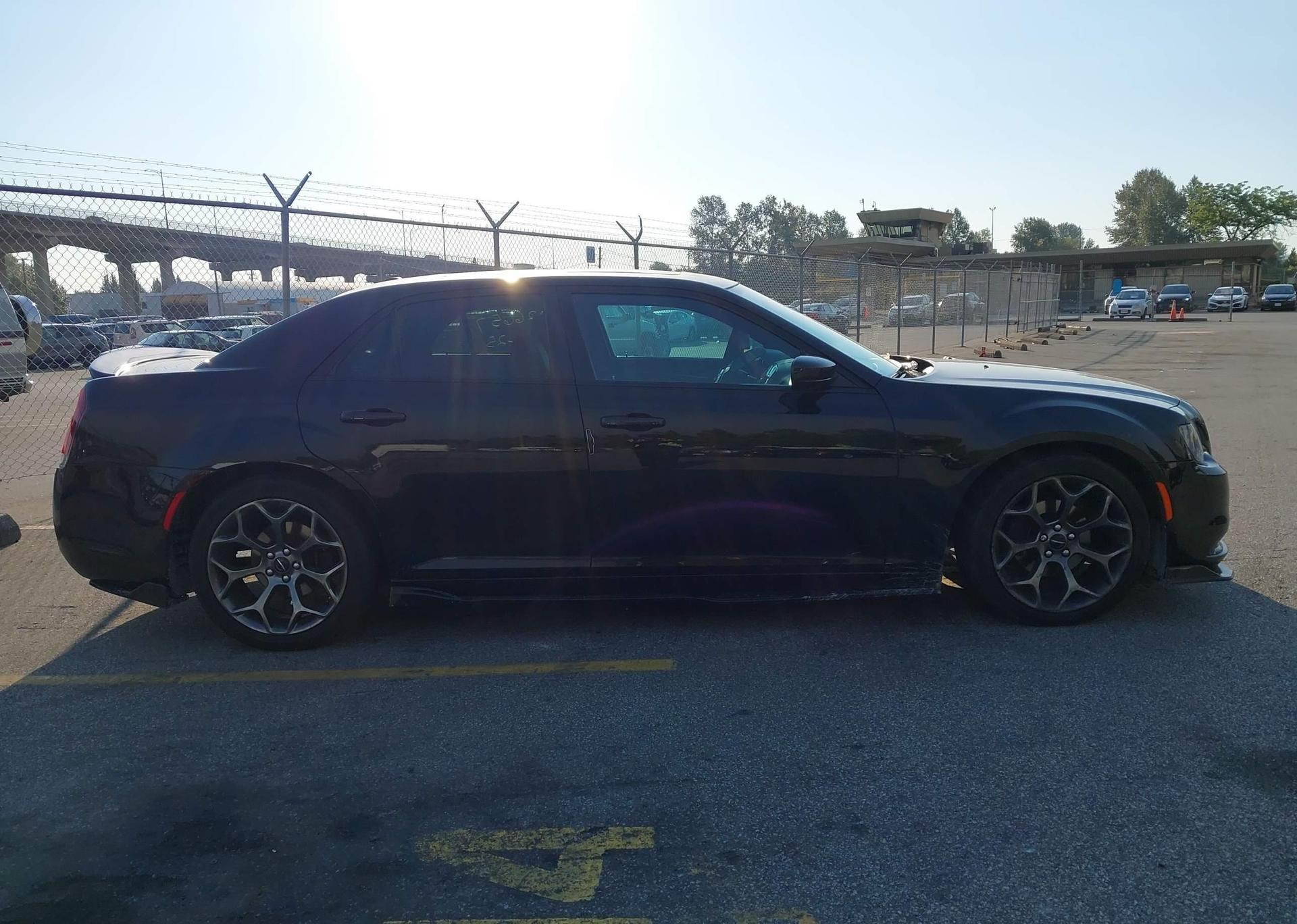 2017 CHRYSLER 300