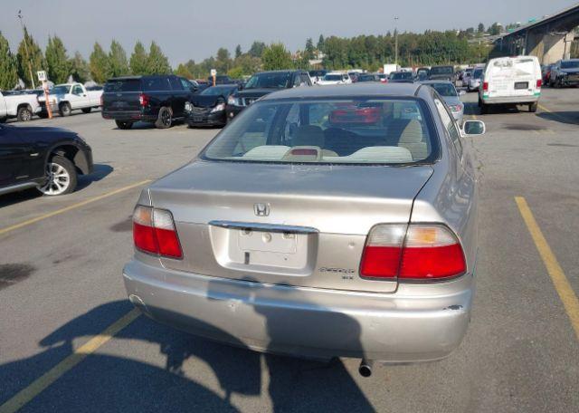 1997 HONDA ACCORD LX