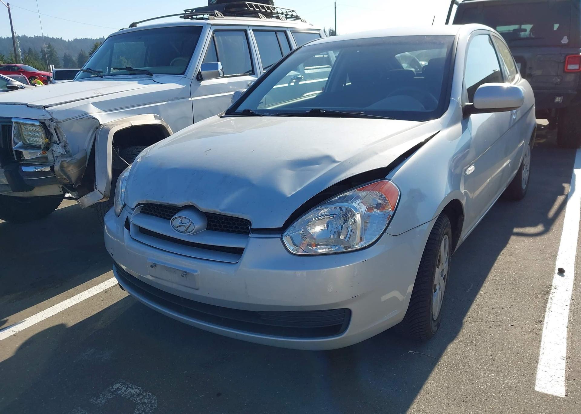 2011 HYUNDAI ACCENT SE