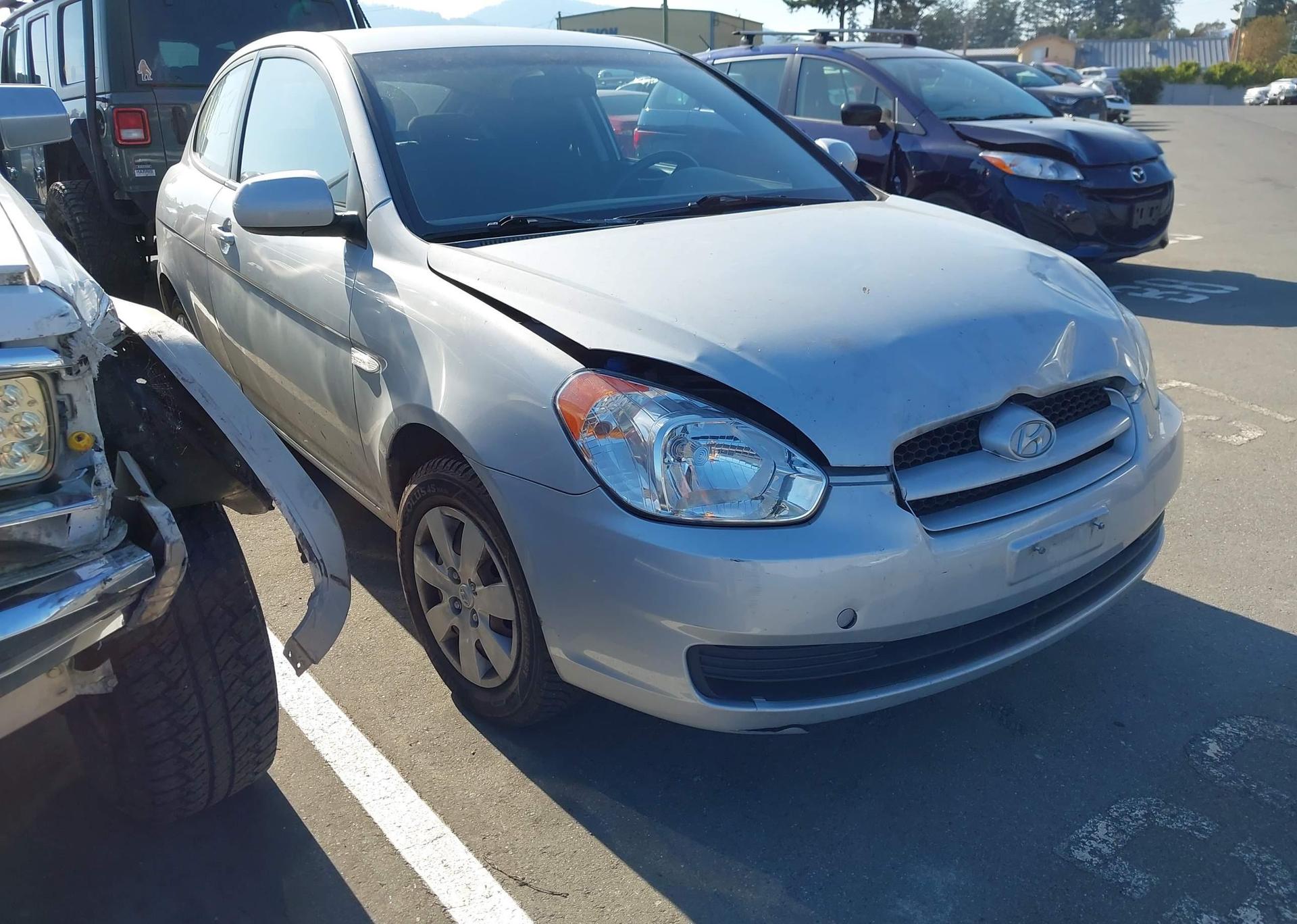 2011 HYUNDAI ACCENT SE