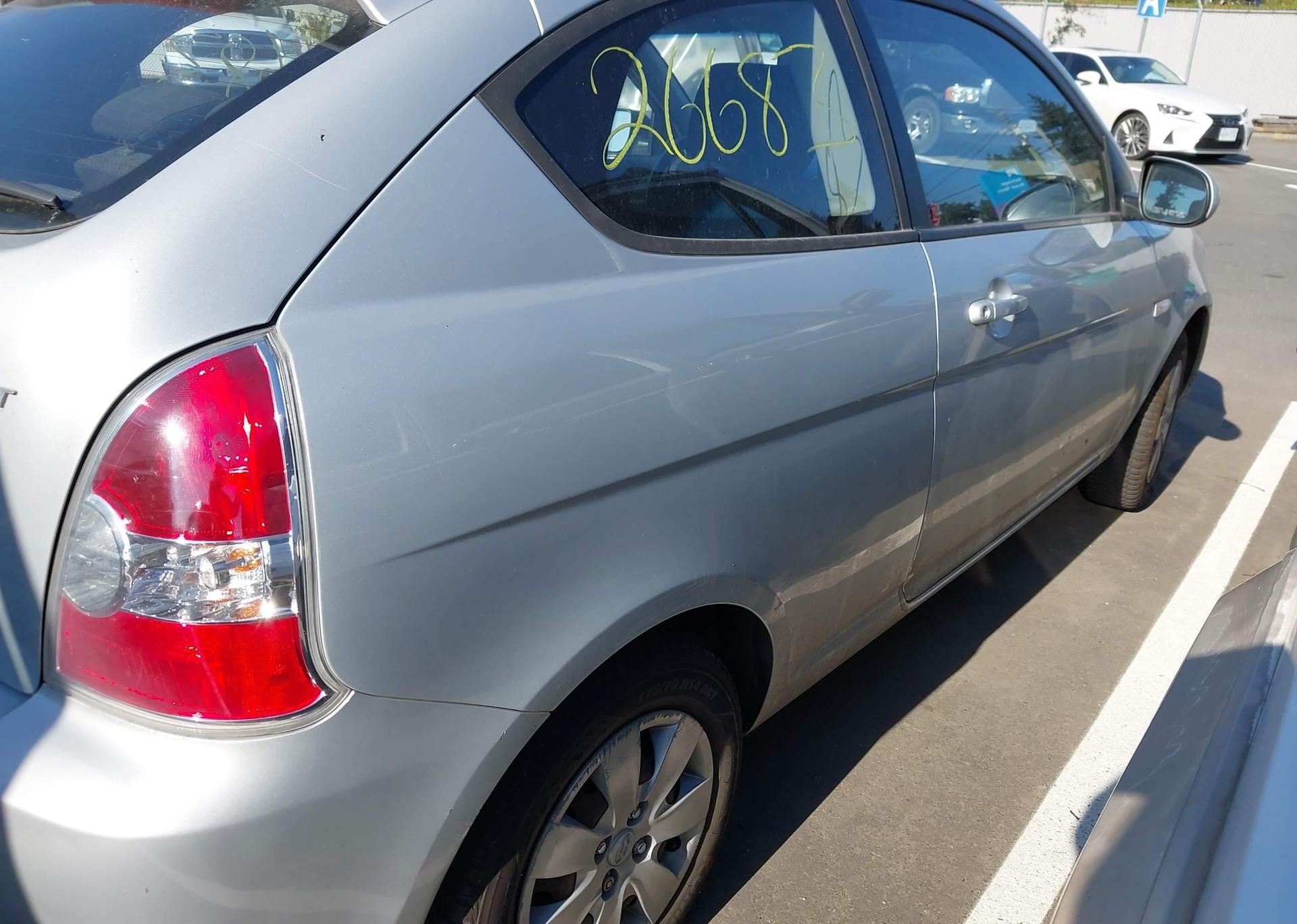 2011 HYUNDAI ACCENT SE