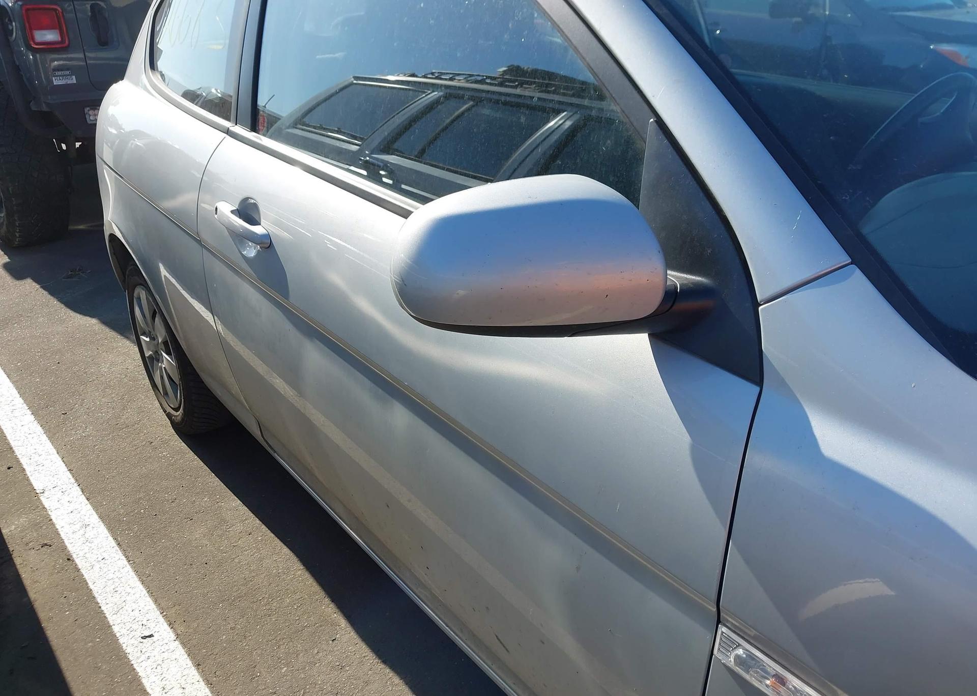 2011 HYUNDAI ACCENT SE
