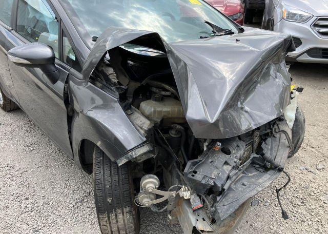 2015 FORD FIESTA SE