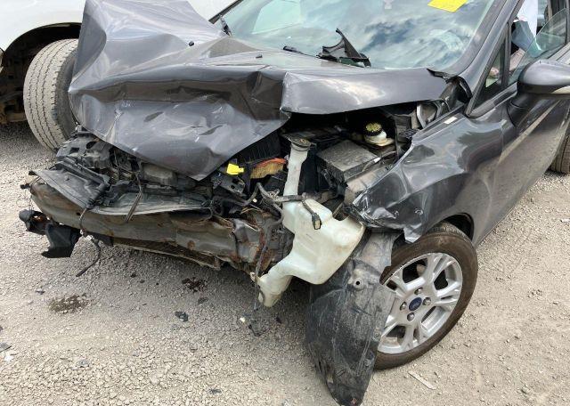 2015 FORD FIESTA SE