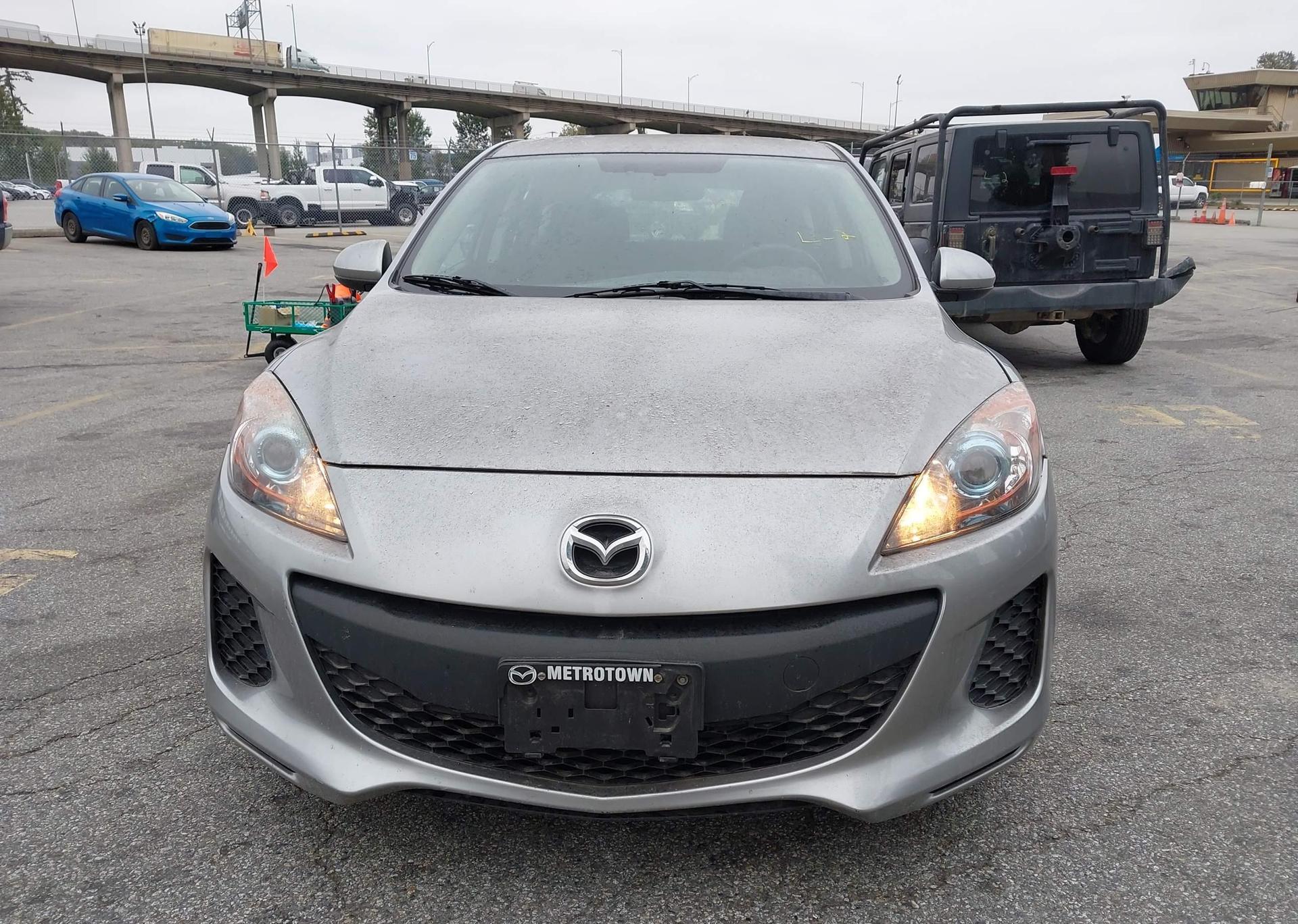2013 MAZDA 3 I