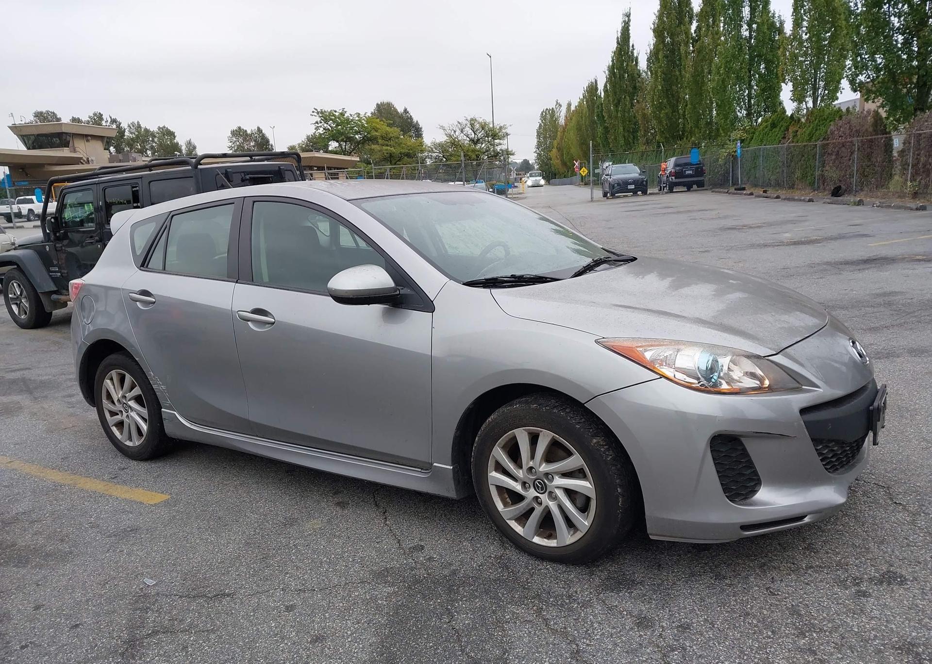 2013 MAZDA 3 I