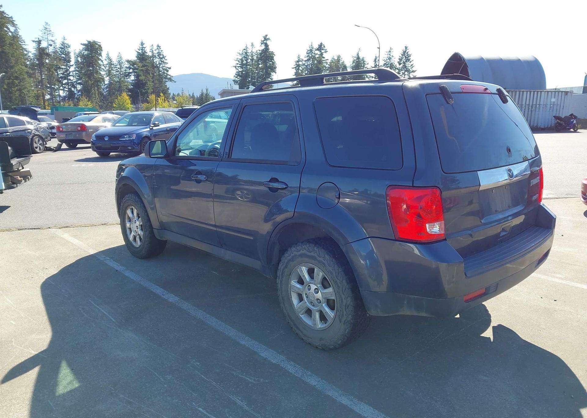 2010 MAZDA TRIBUTE I