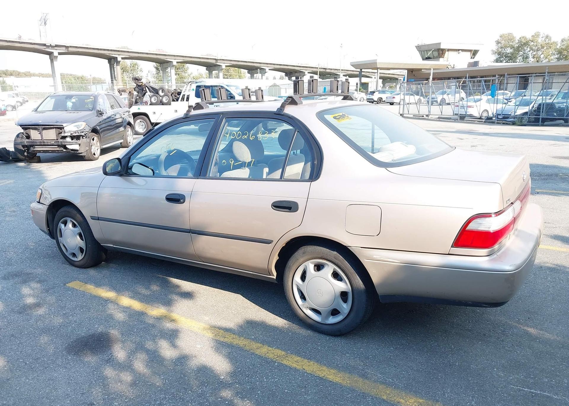 1996 TOYOTA COROLLA DX