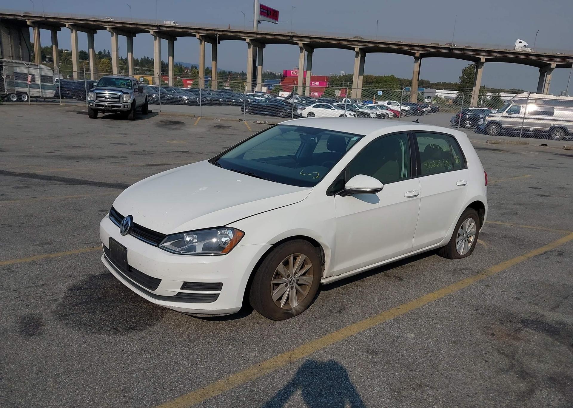 2016 VOLKSWAGEN GOLF