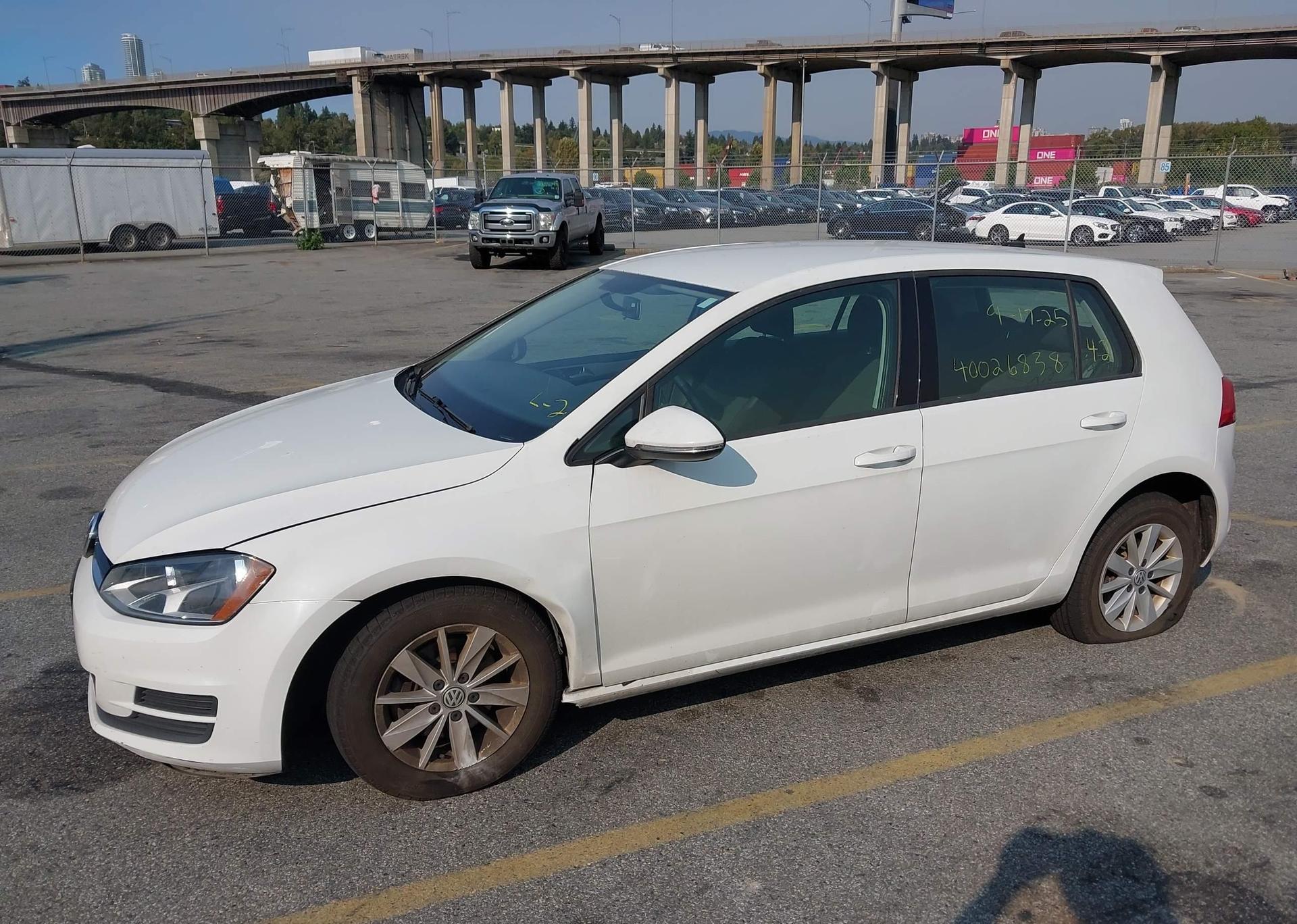 2016 VOLKSWAGEN GOLF