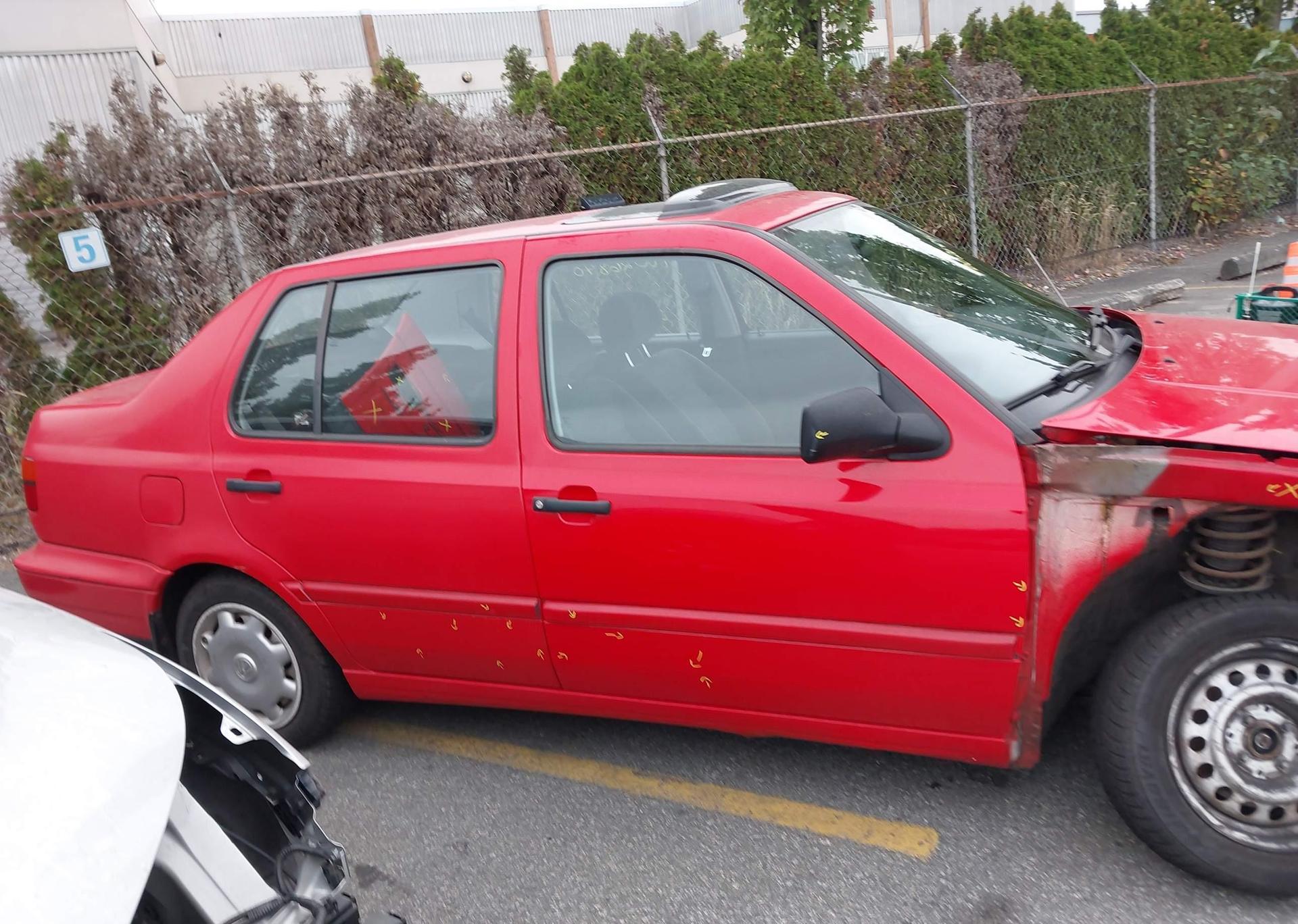 1996 VOLKSWAGEN JETTA