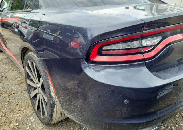 2017 DODGE CHARGER SXT