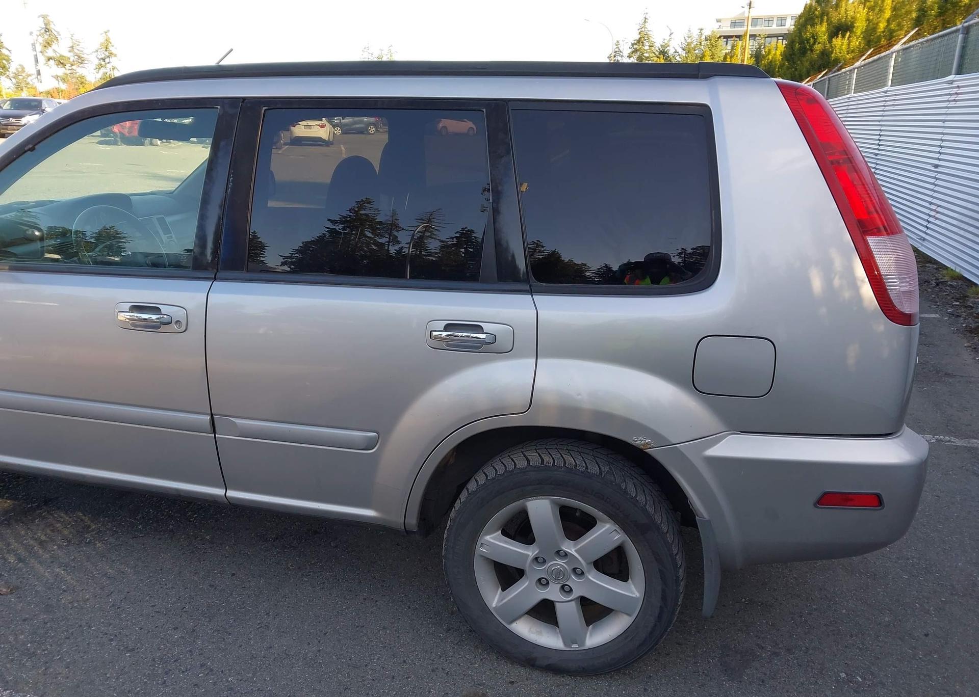2006 NISSAN X-TRAIL XE