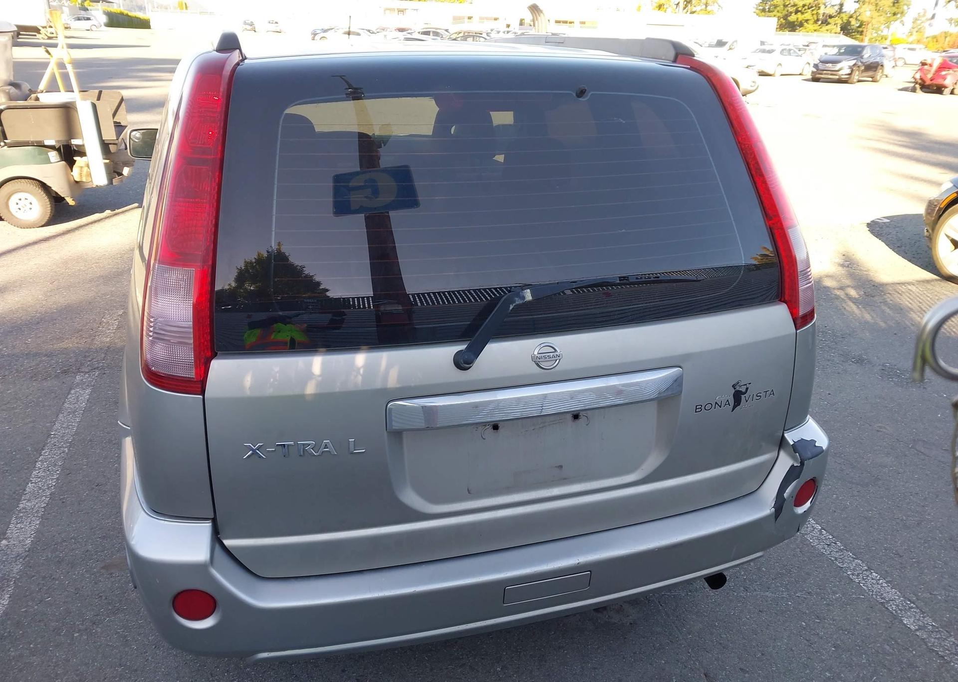 2006 NISSAN X-TRAIL XE