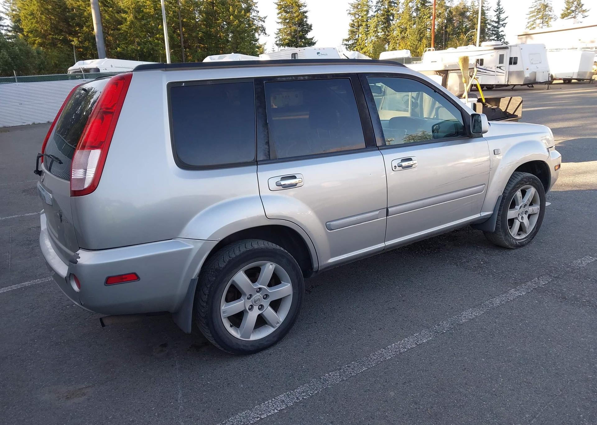 2006 NISSAN X-TRAIL XE