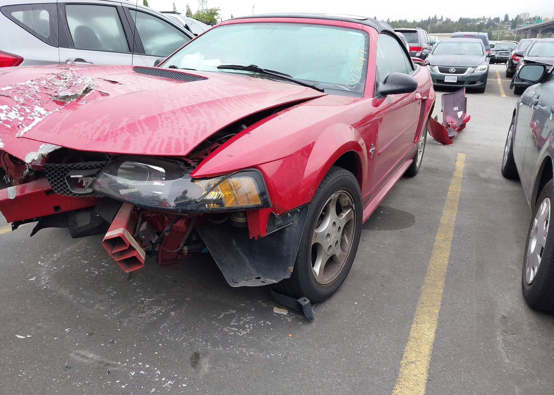 2001 FORD MUSTANG