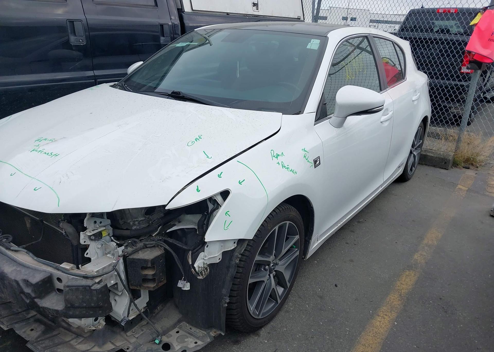2015 LEXUS CT 200
