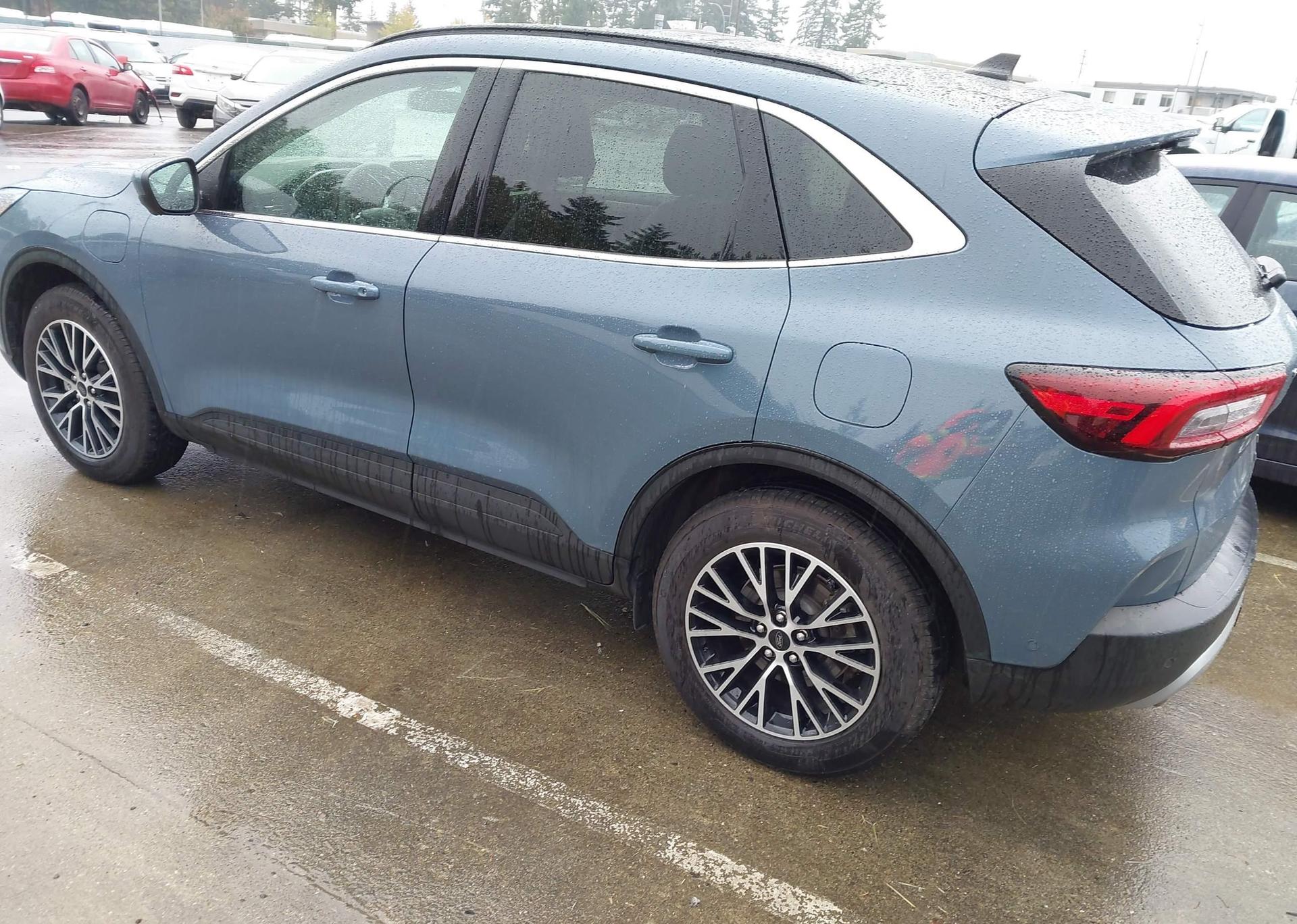 2024 FORD ESCAPE