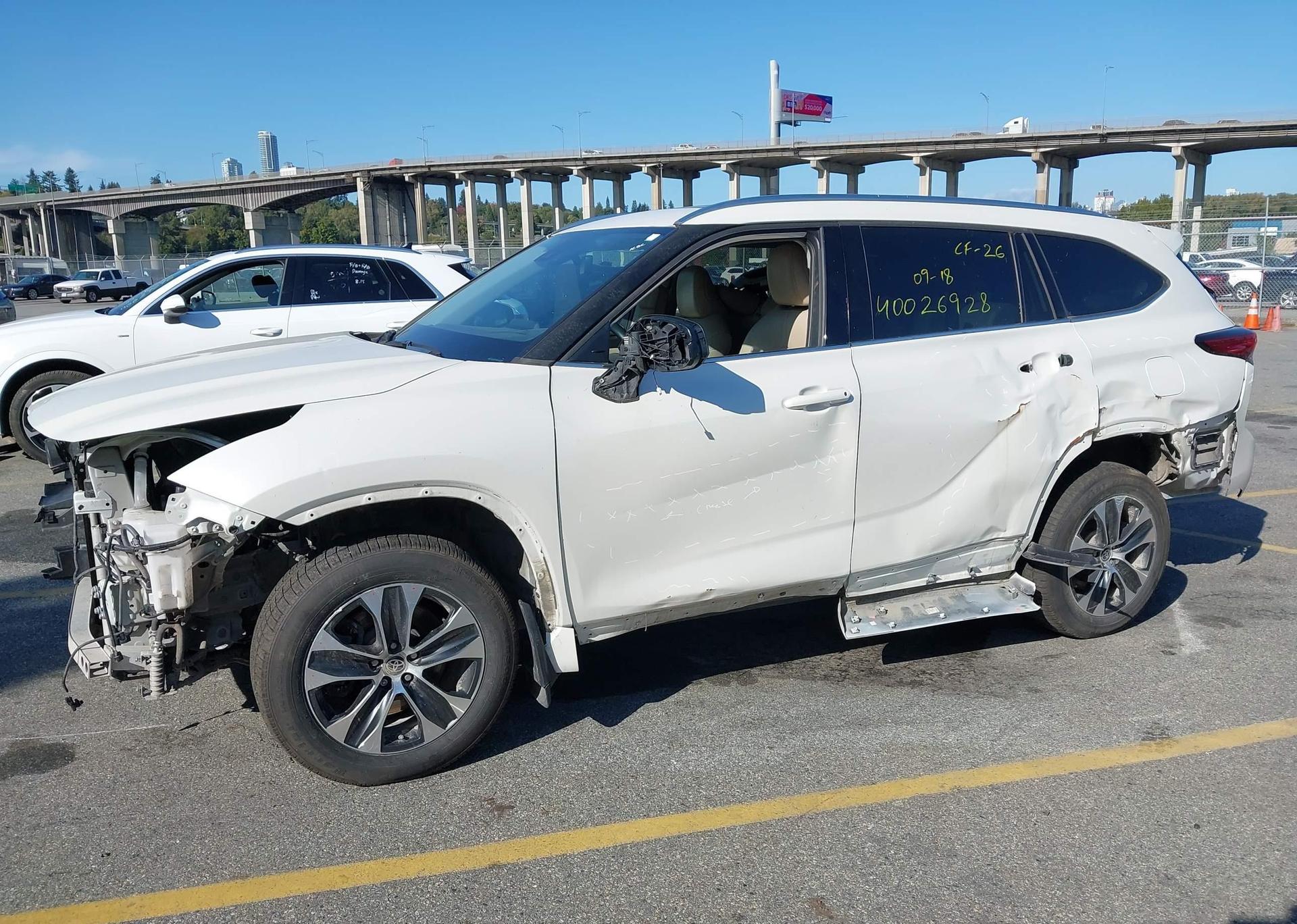 2021 TOYOTA highlander xle