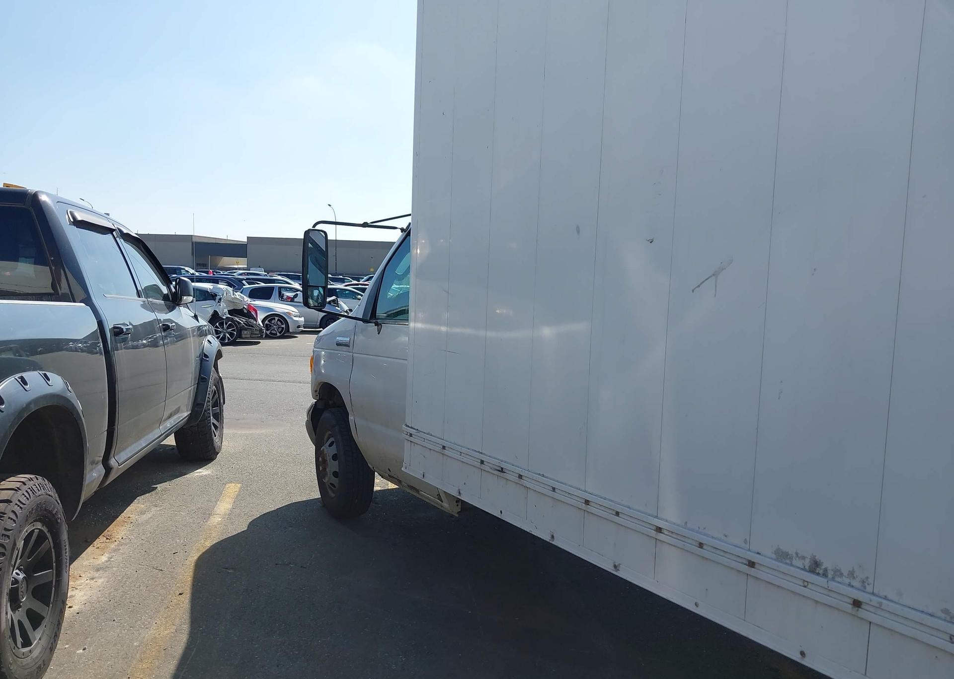 2006 FORD ECONOLINE E450 SUPER DUTY CUTWY VAN