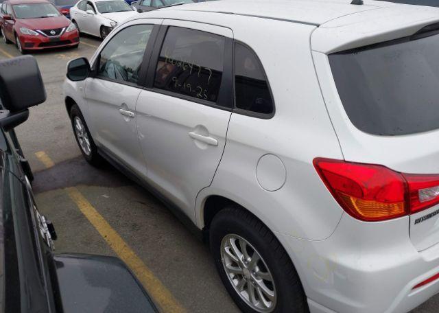 2011 MITSUBISHI RVR SE