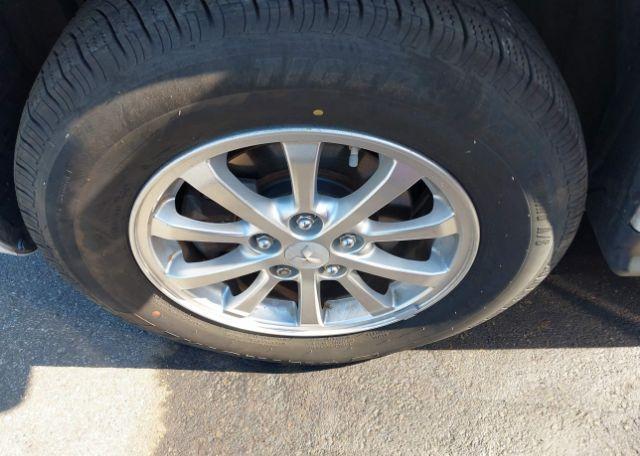 2011 MITSUBISHI RVR SE