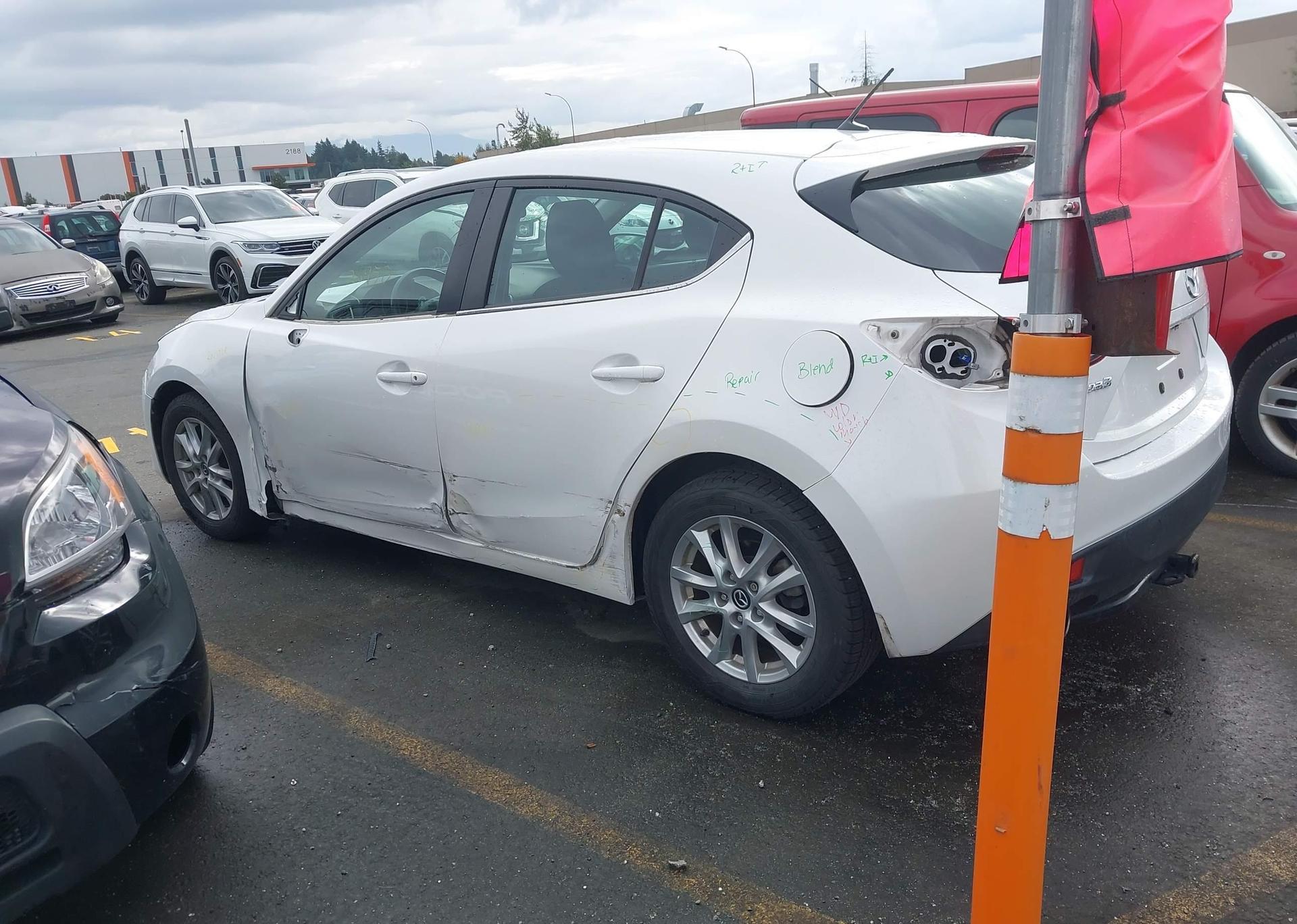 2015 MAZDA 3 TOURING
