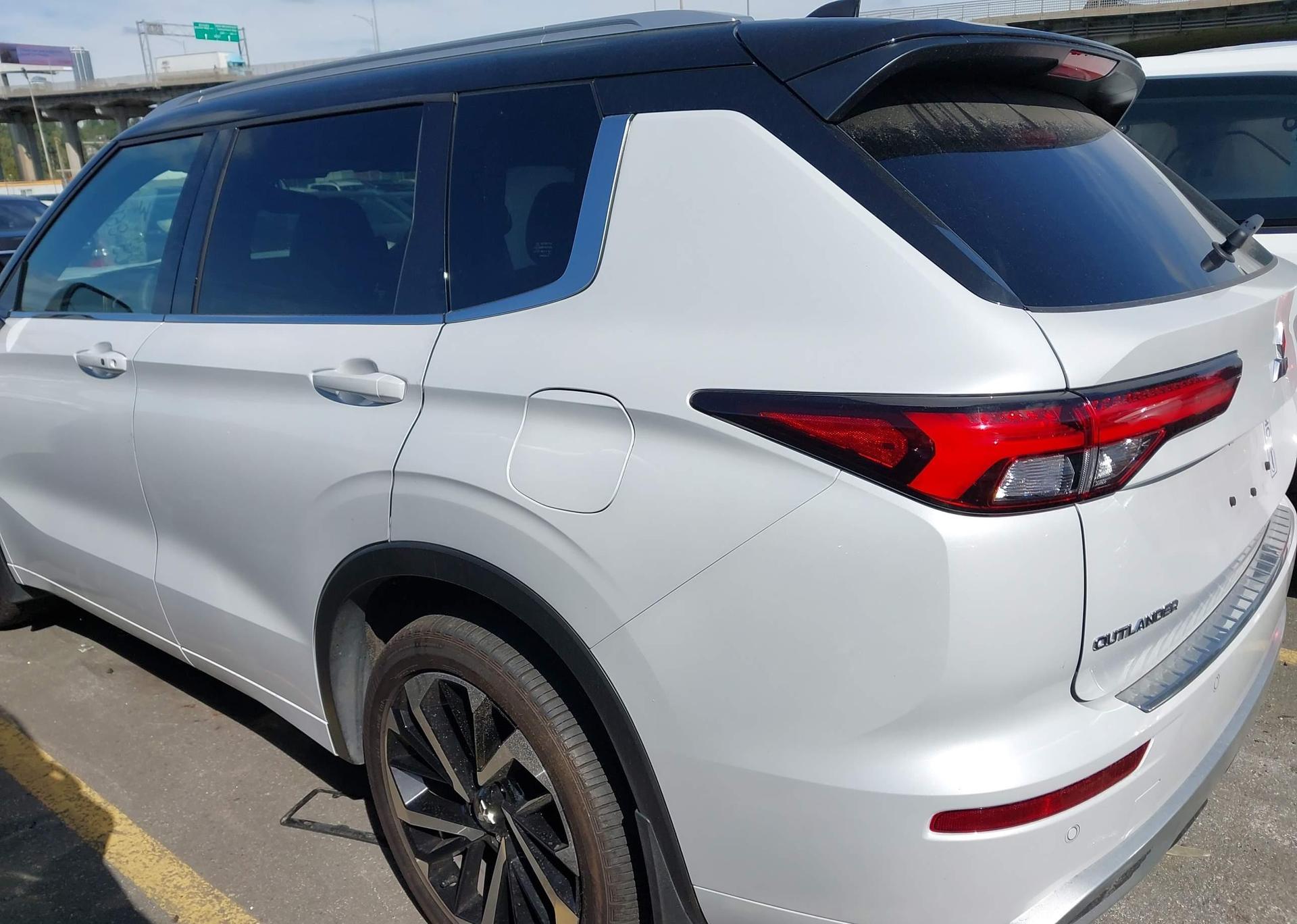 2024 MITSUBISHI OUTLANDER SEL