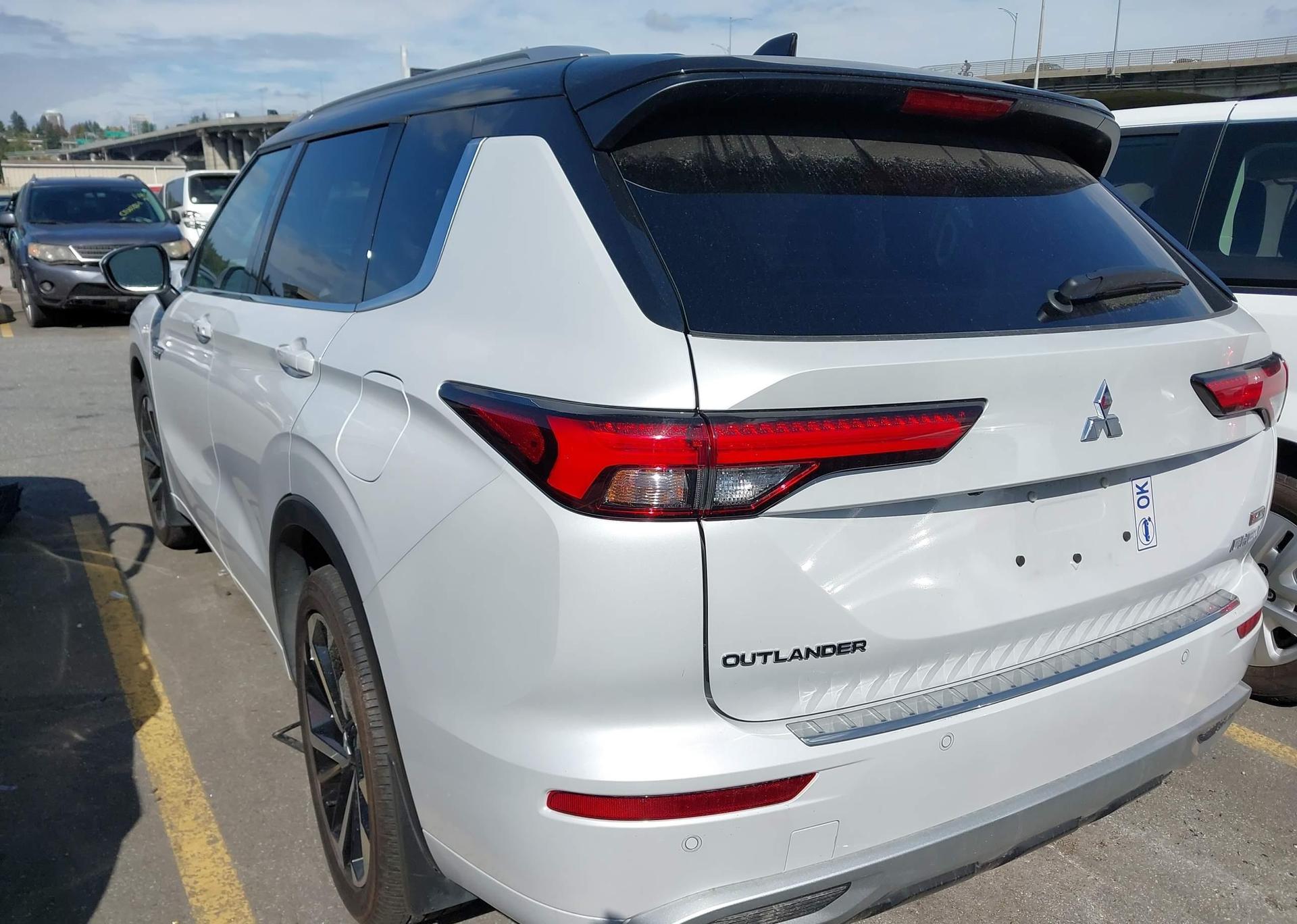 2024 MITSUBISHI OUTLANDER SEL
