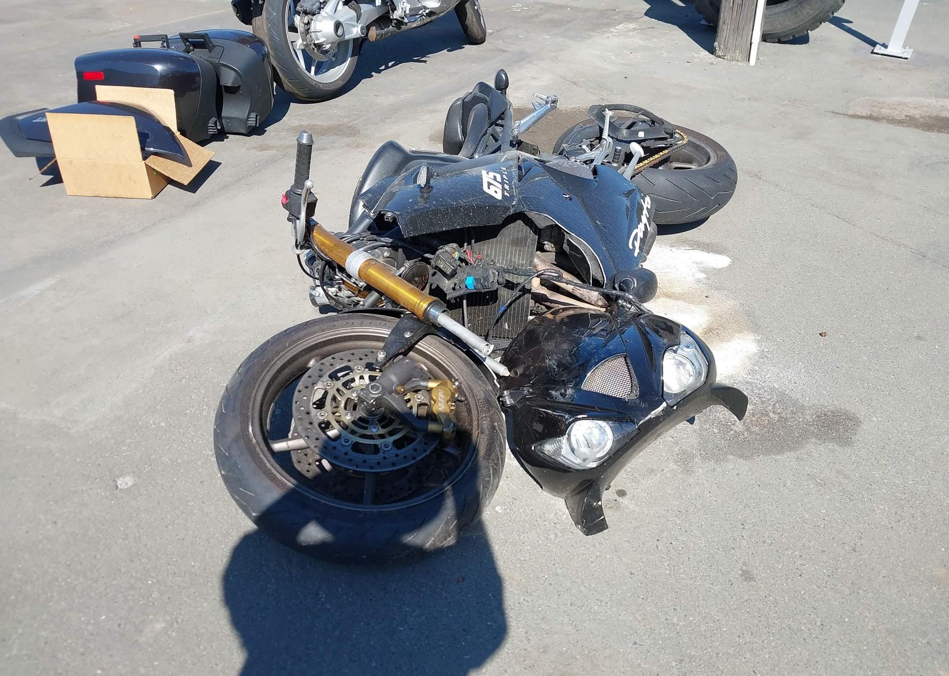 2006 TRIUMPH MOTORCYCLE DAYTONA 675