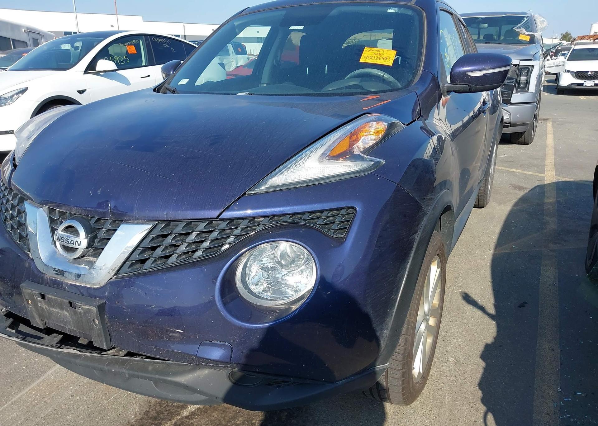2015 NISSAN juke