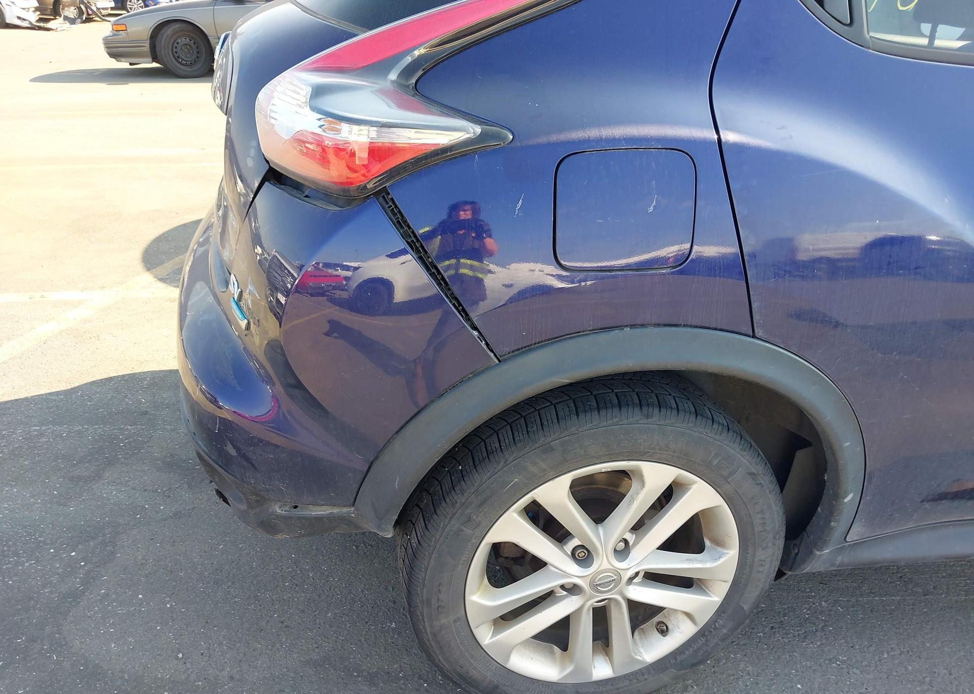 2015 NISSAN juke