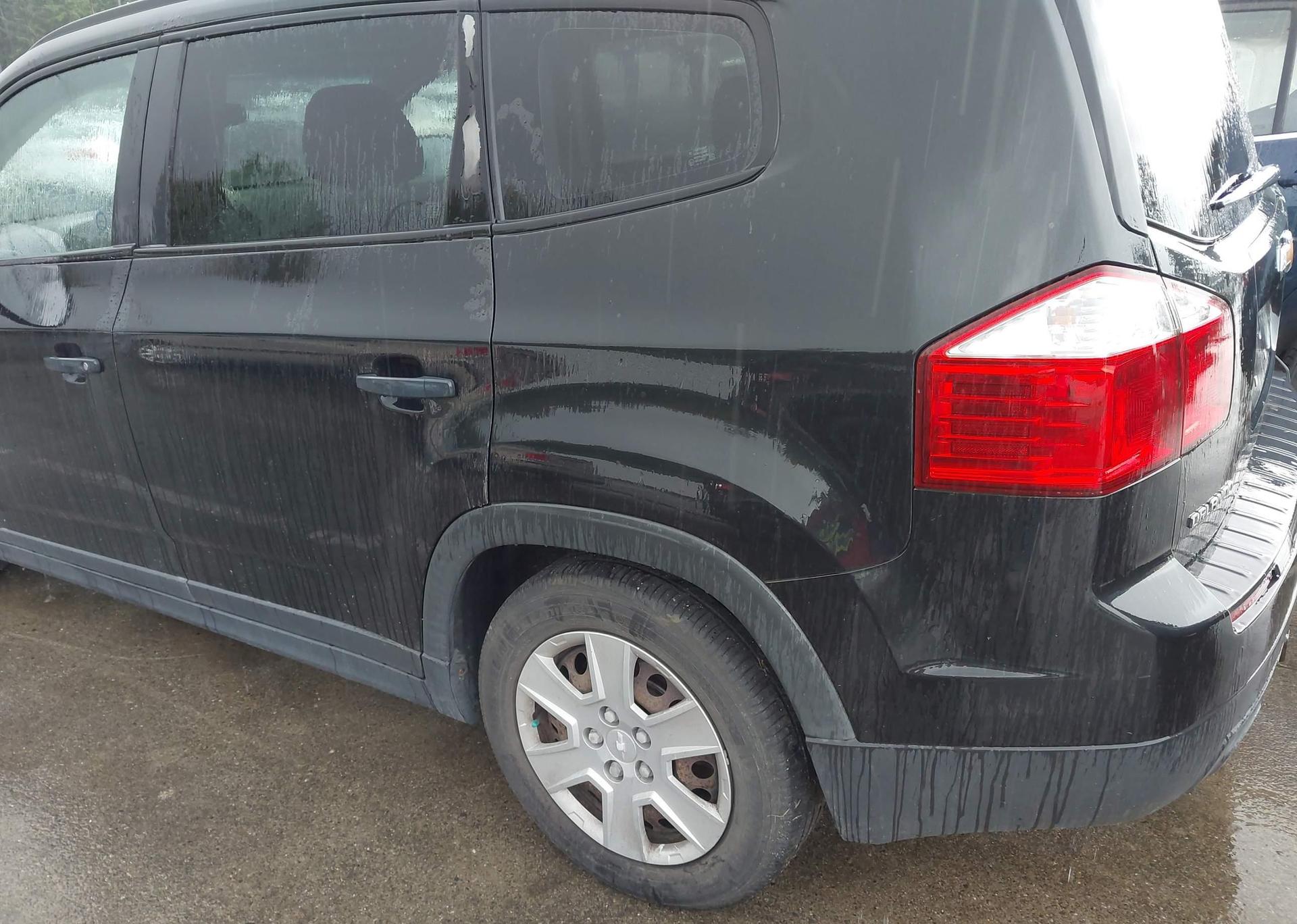 2012 CHEVROLET ORLANDO LS