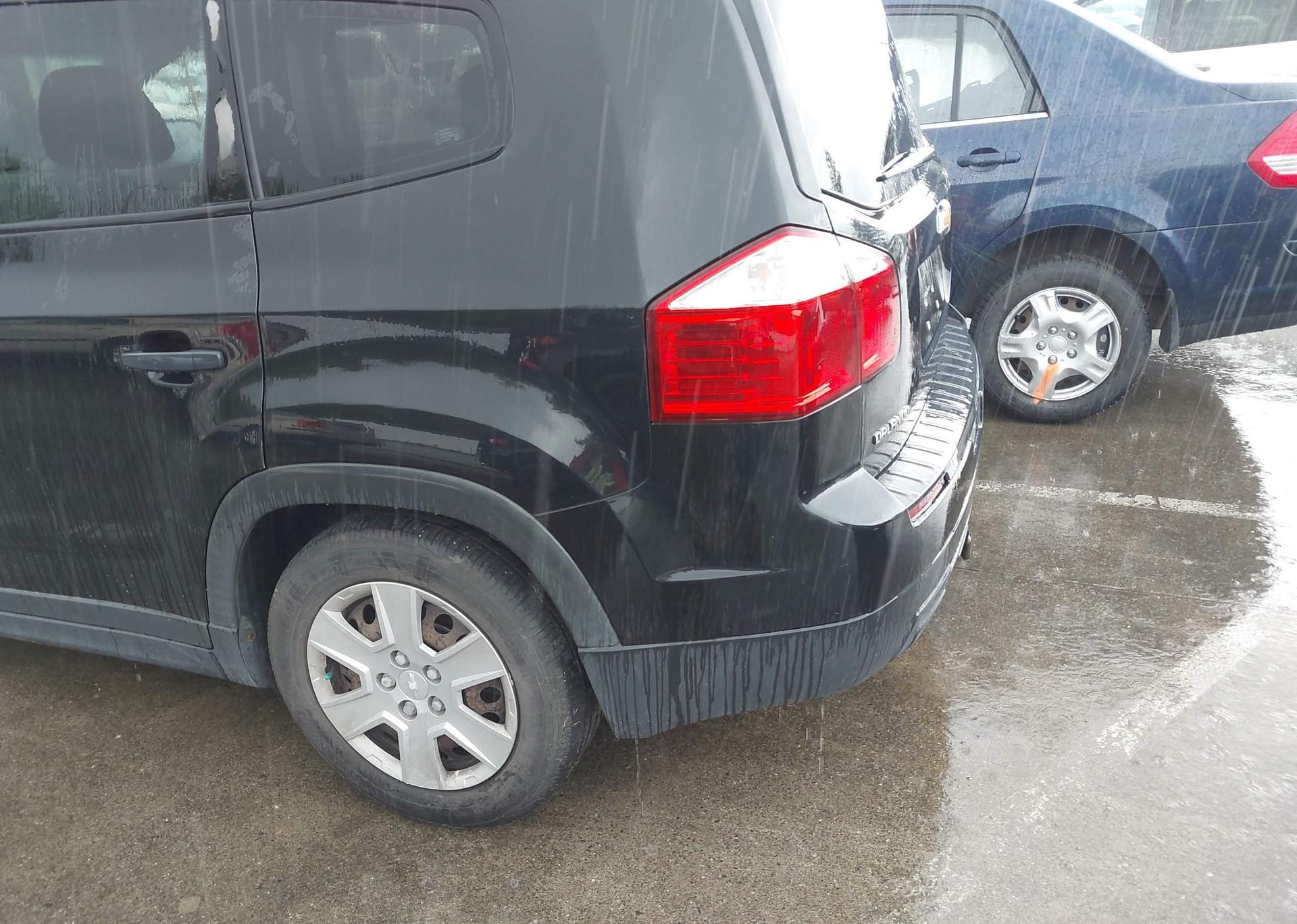 2012 CHEVROLET ORLANDO LS