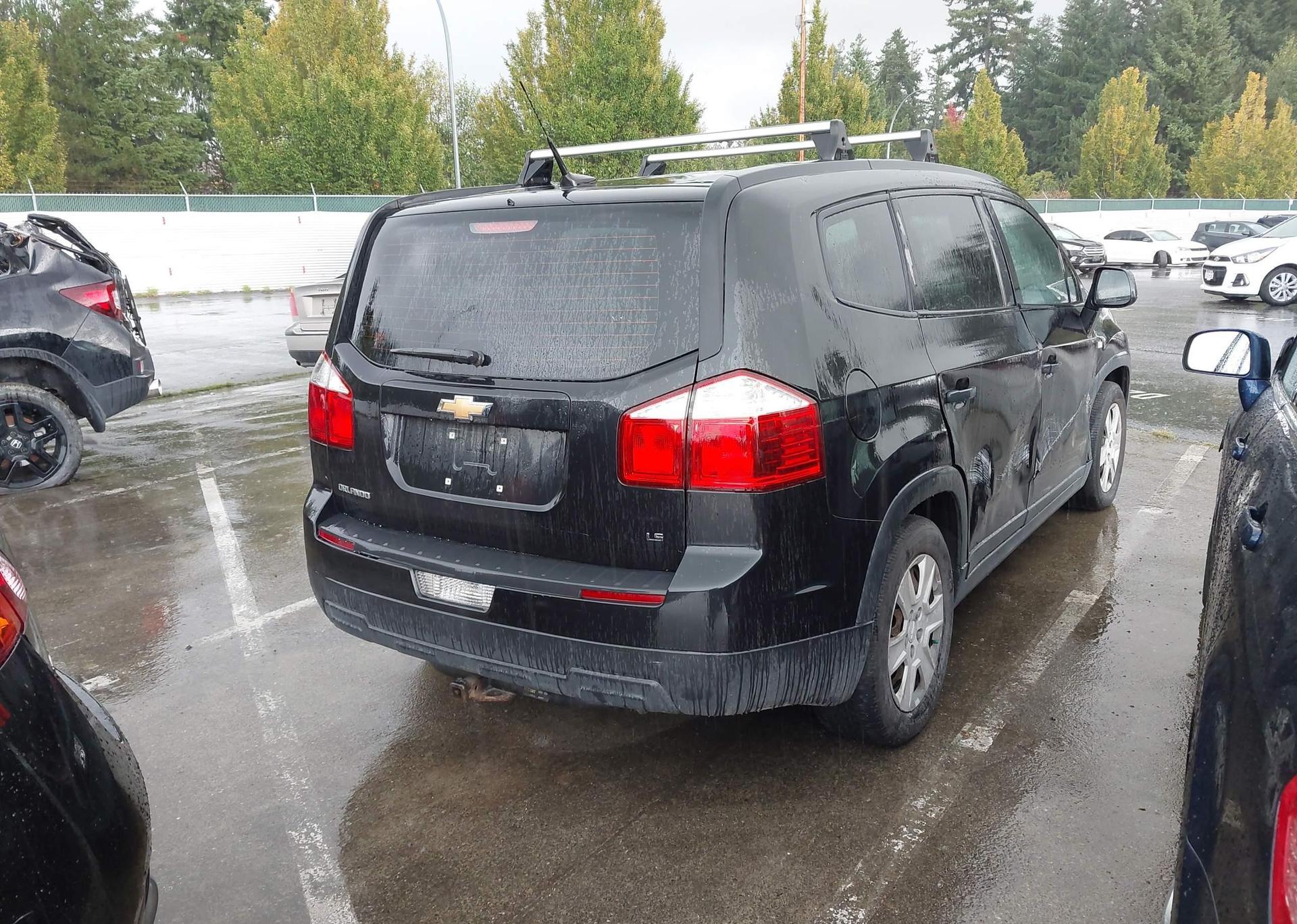 2012 CHEVROLET ORLANDO LS